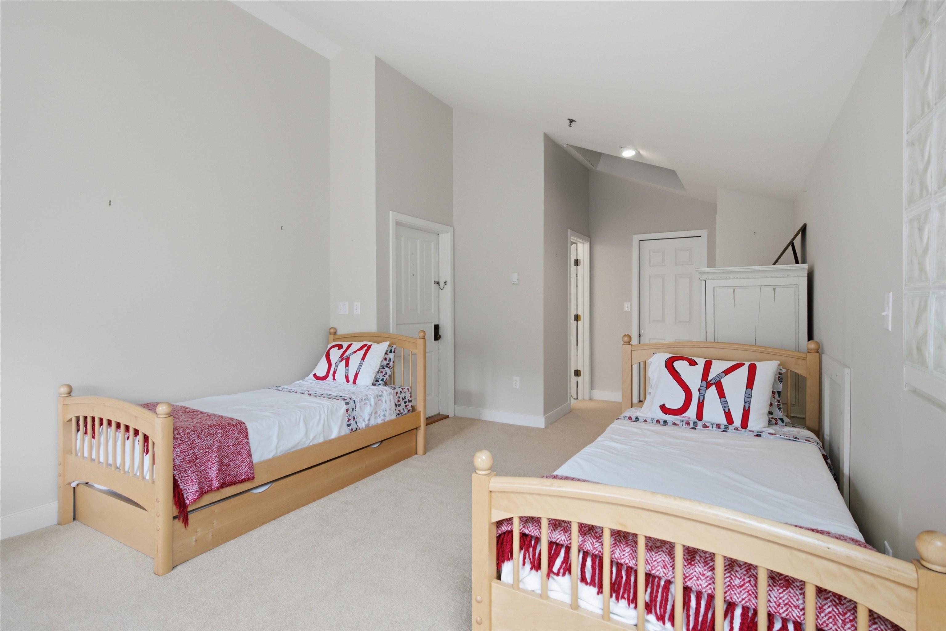 778 Stratton Mountain Access Road Unit: 2401