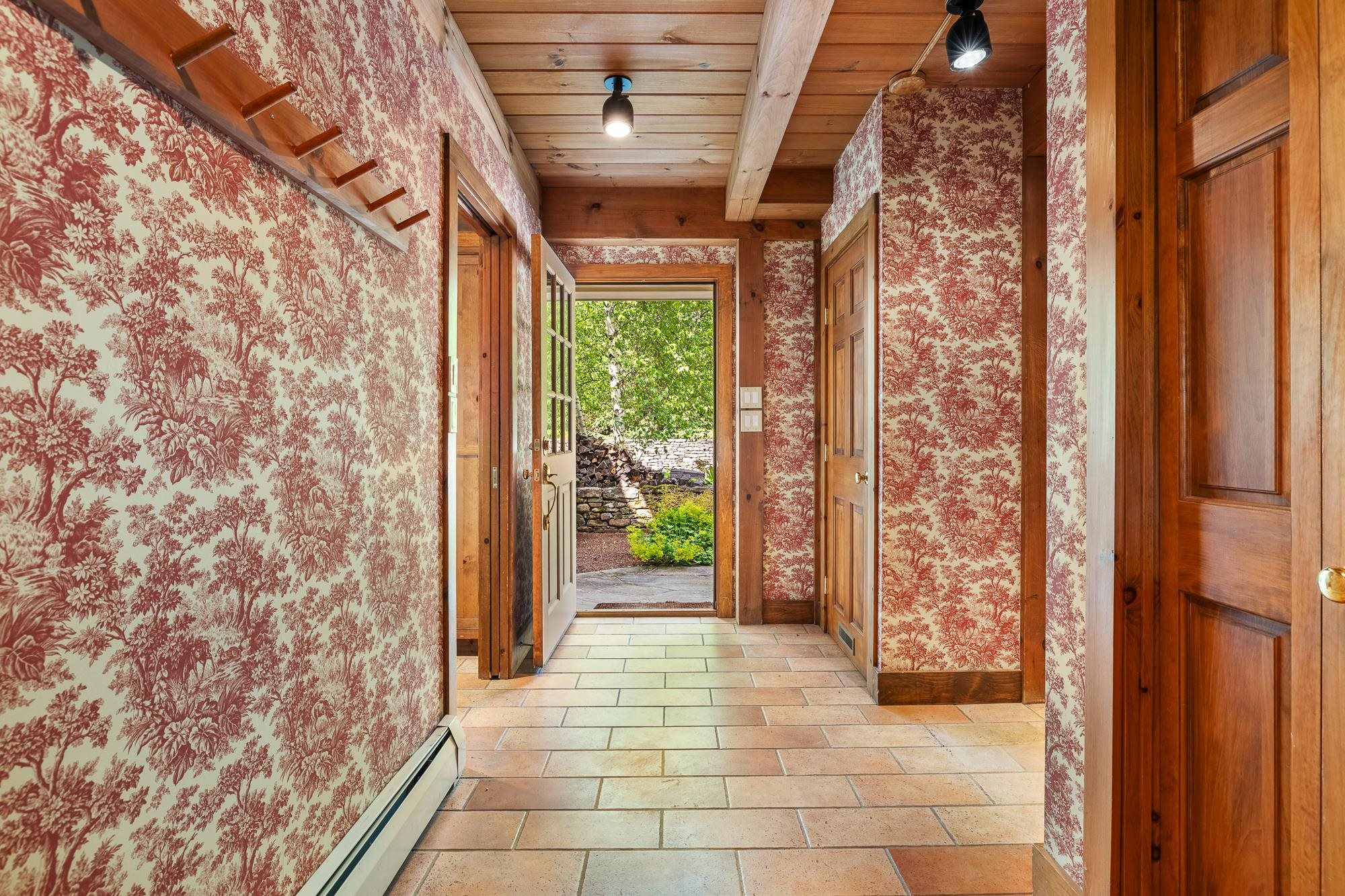 6 Sunset Ridge Road