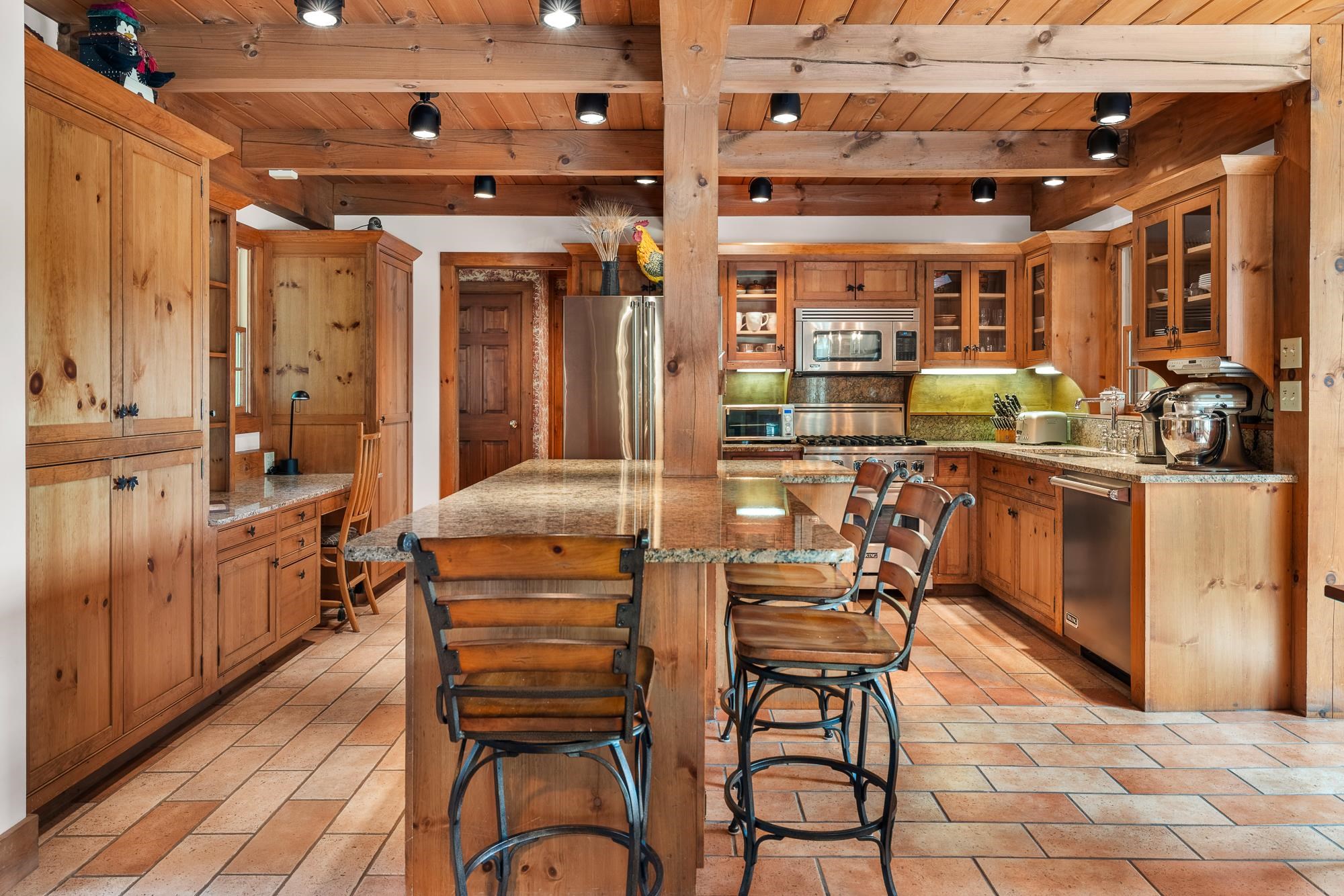 6 Sunset Ridge Road