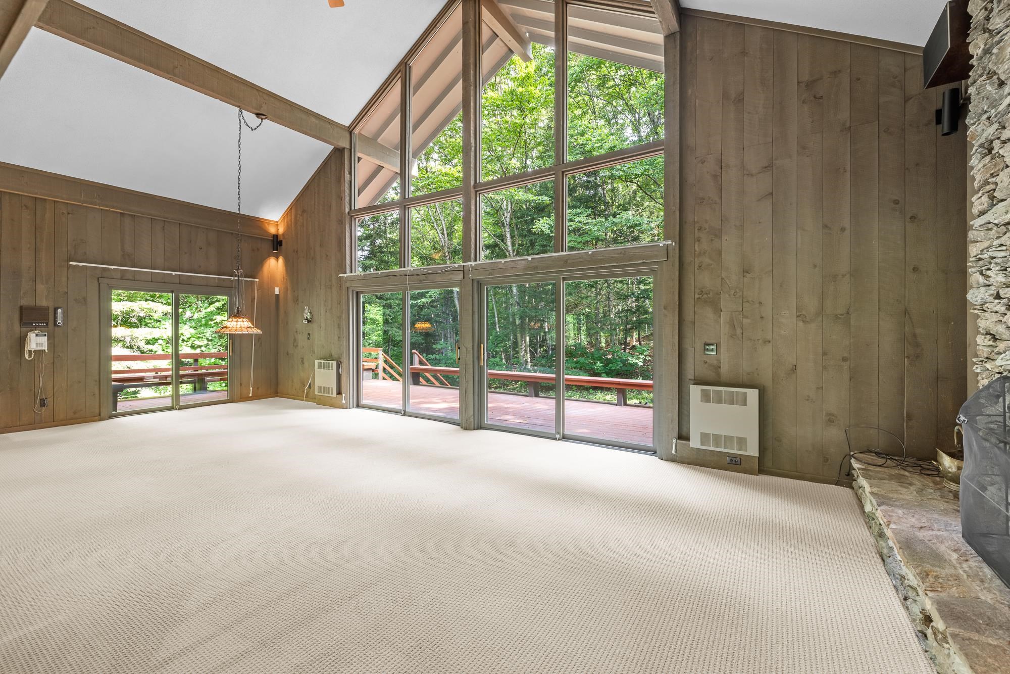 15 Sawmill Road