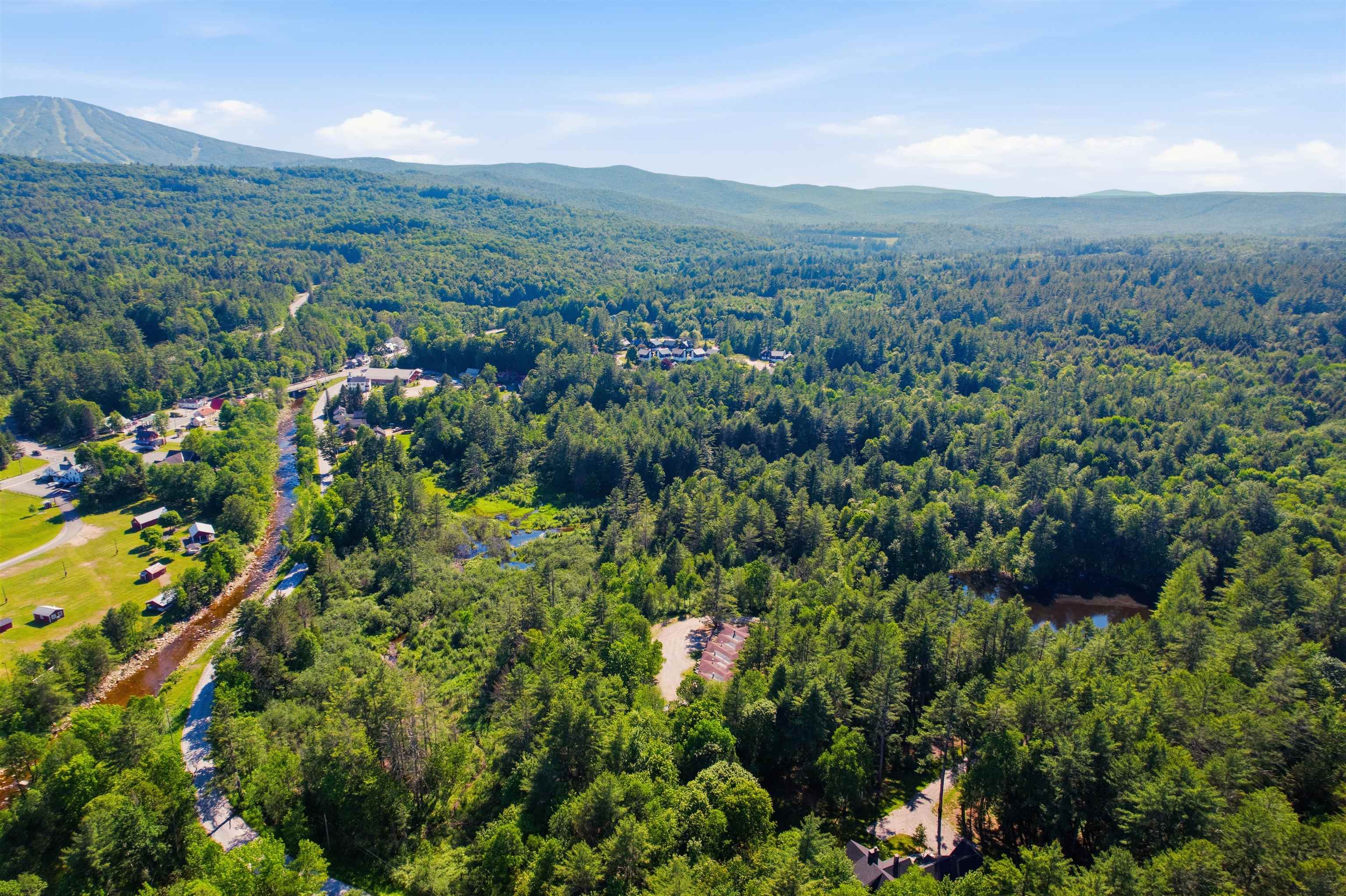 19 Winhall Condo Road Unit: 4