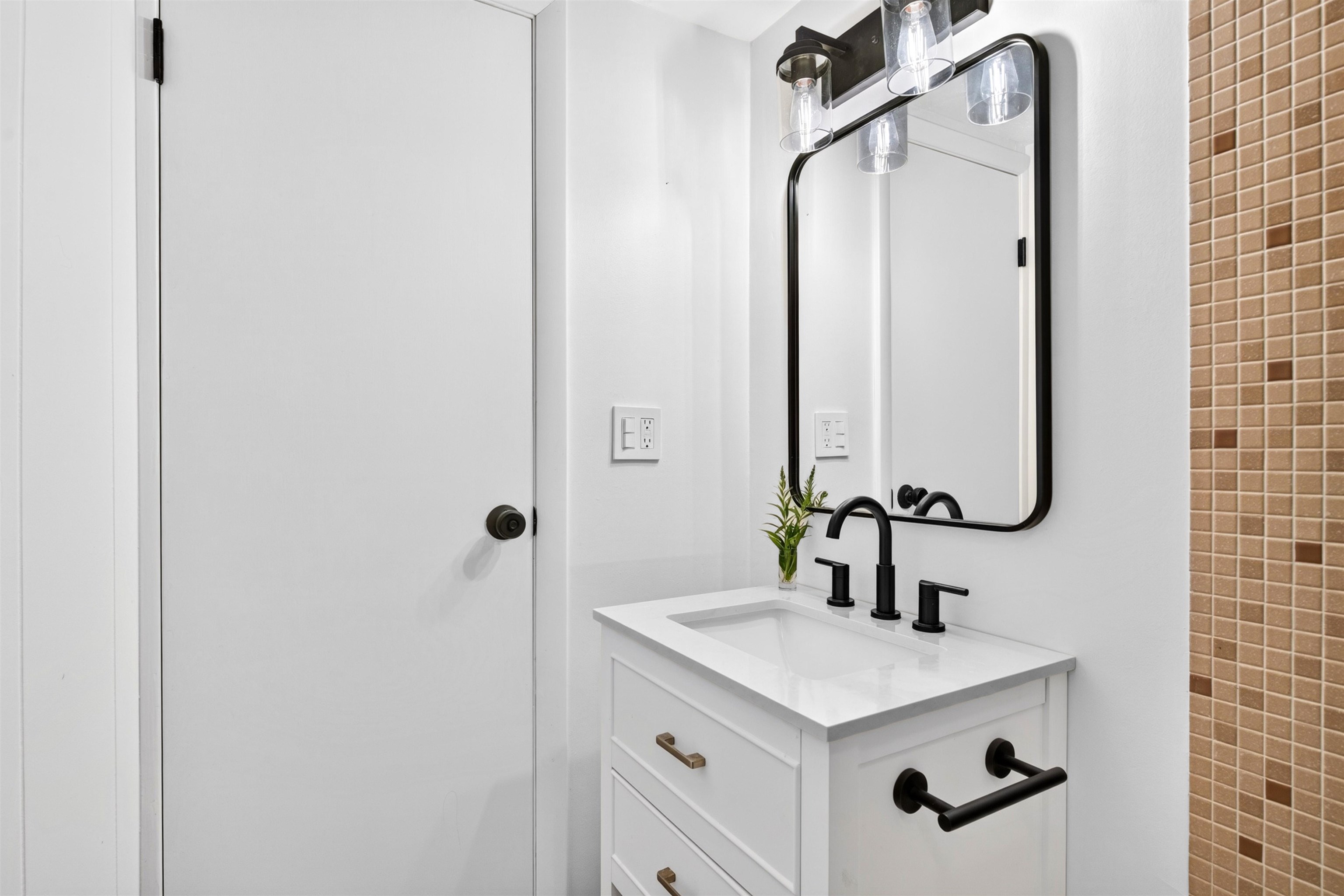 19 Winhall Condo Road Unit: 4