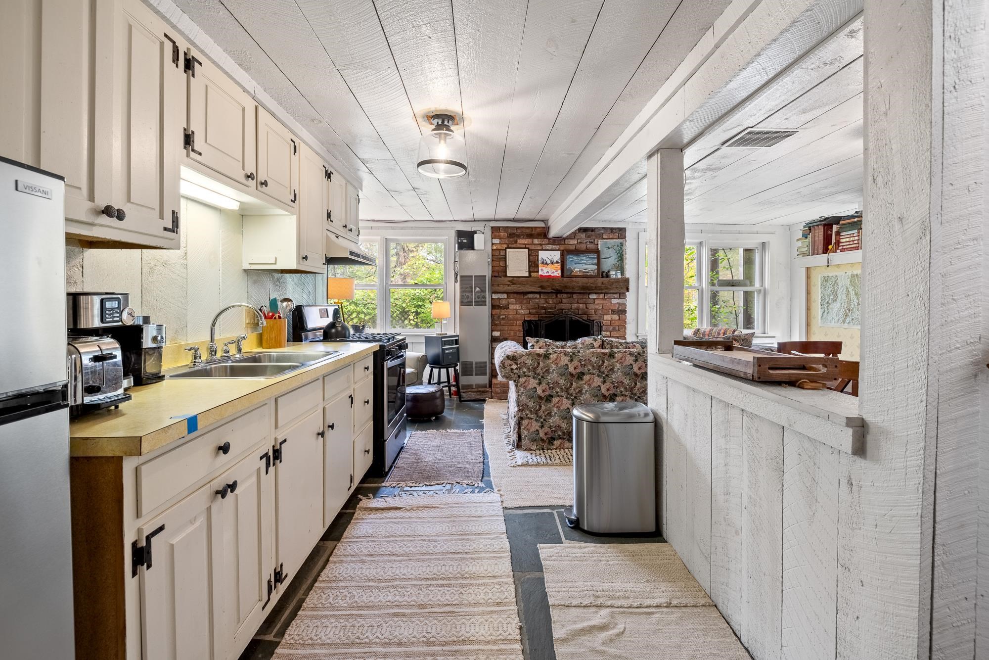 3936 North Road