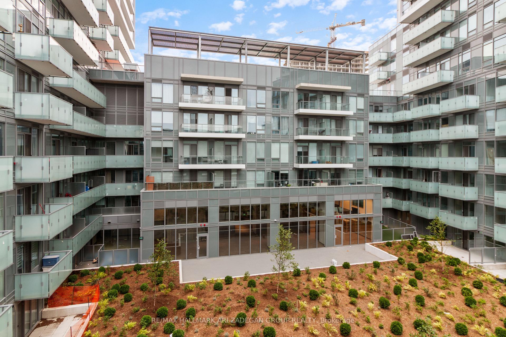 8 Olympic Gdn Drive S607, Toronto C14 Unit: S607