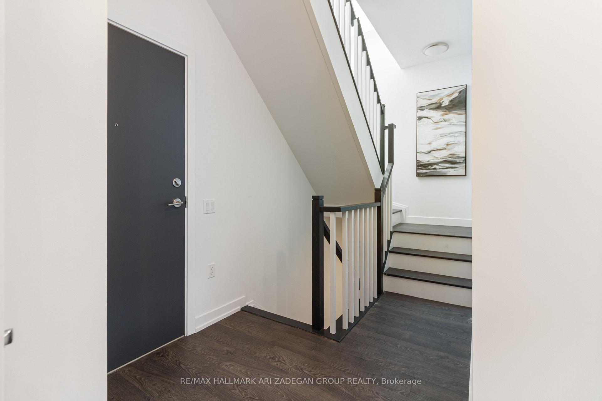 8 Olympic Gdn Drive S607, Toronto C14 Unit: S607