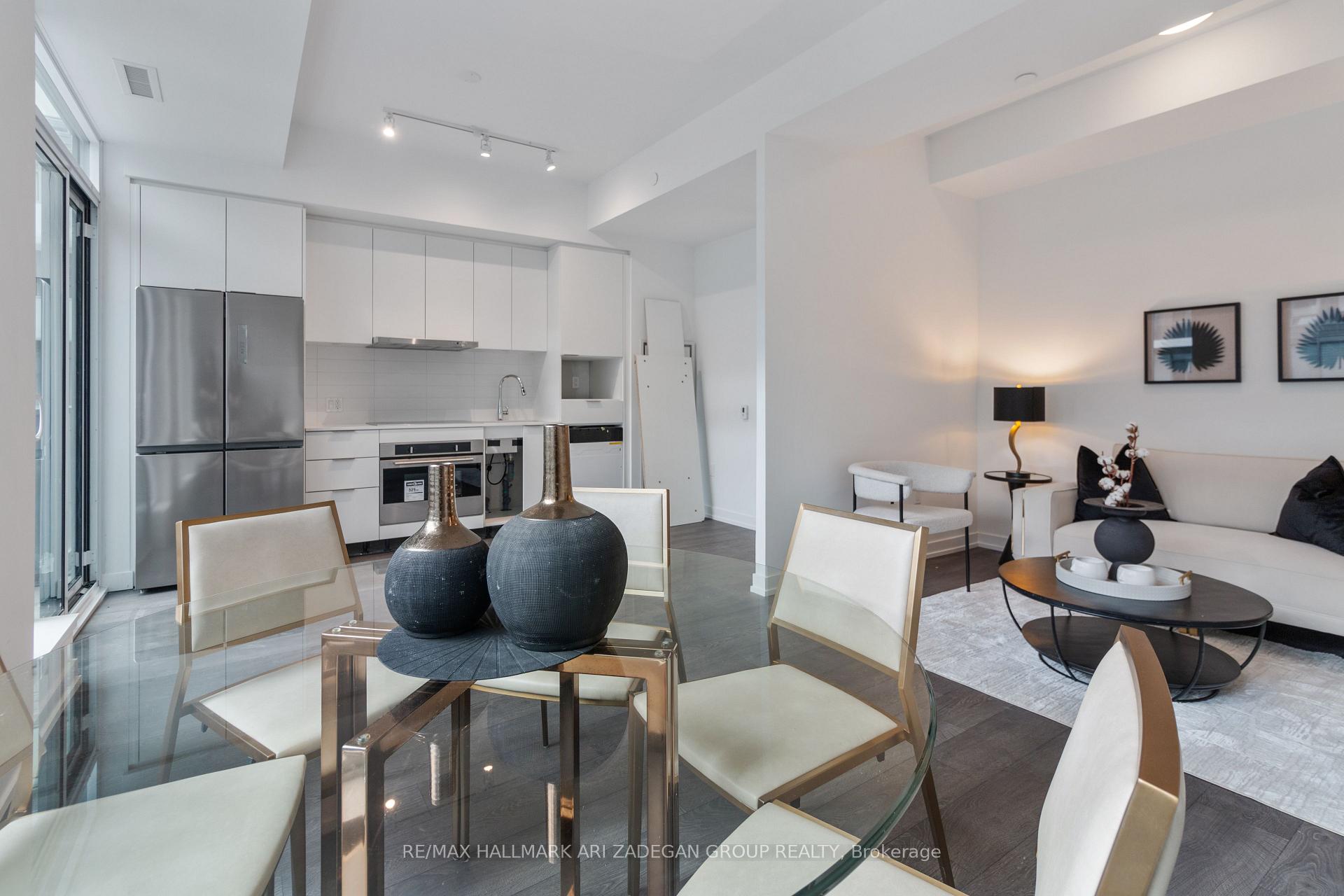 8 Olympic Gdn Drive S607, Toronto C14 Unit: S607