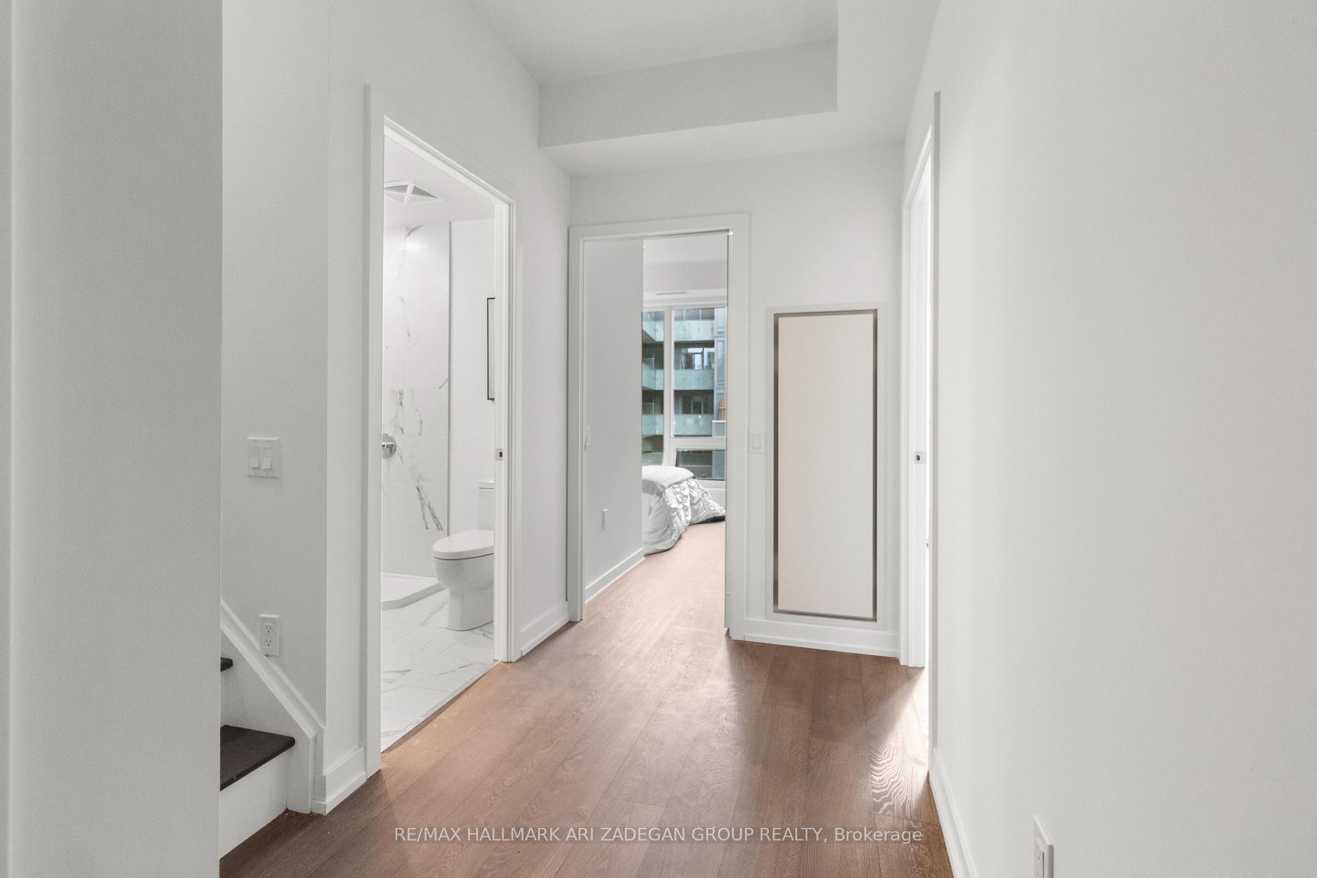 8 Olympic Gdn Drive S607, Toronto C14 Unit: S607