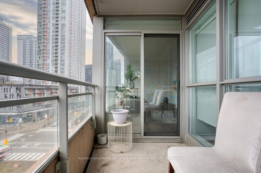 151 Dan Leckie Way 601, Toronto C01 Unit: 601
