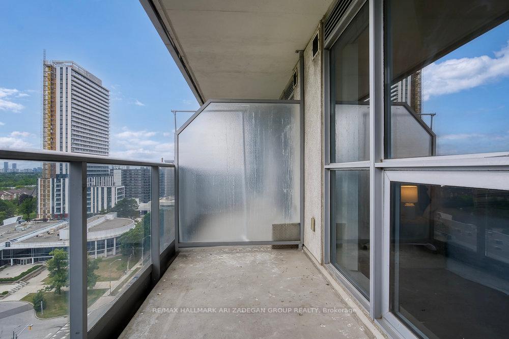 #1602 - 5791 Yonge Street, Toronto Unit: 1602