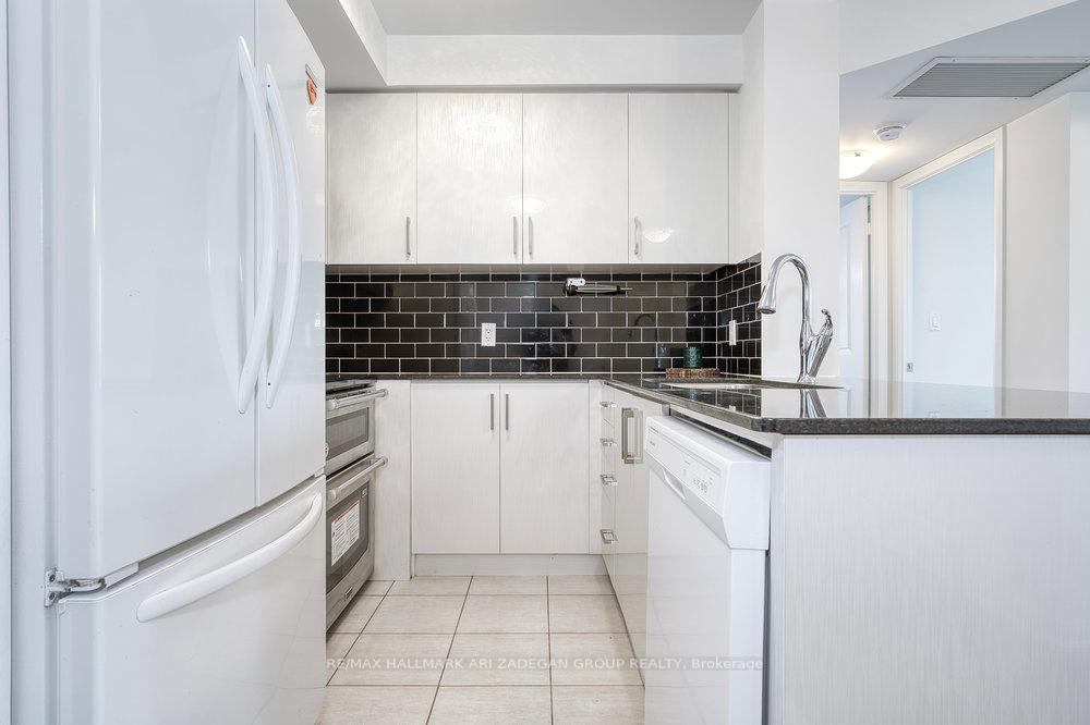 #1602 - 5791 Yonge Street, Toronto Unit: 1602