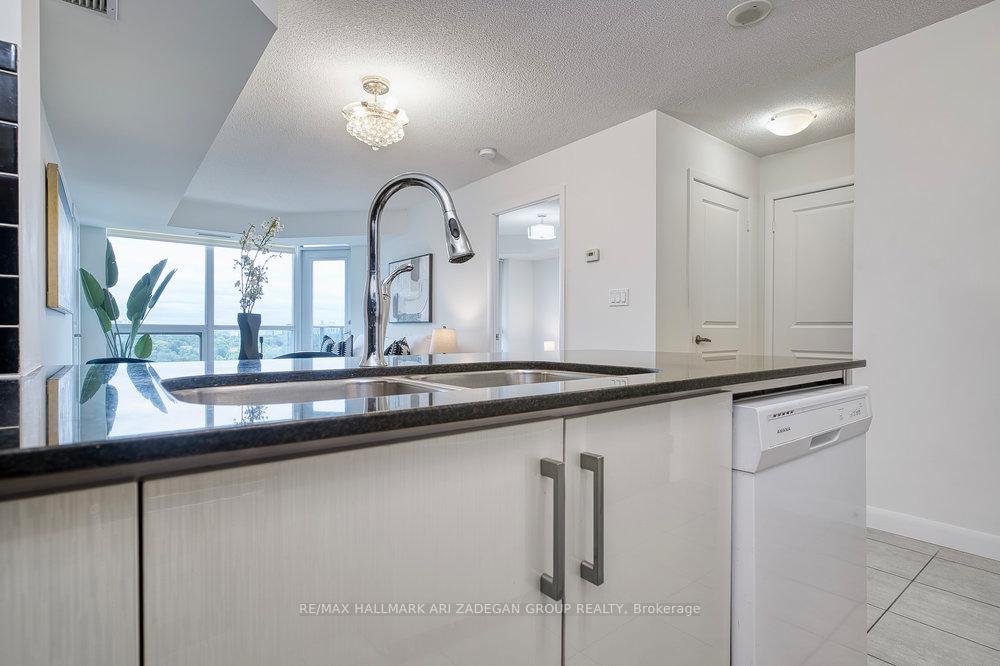 #1602 - 5791 Yonge Street, Toronto Unit: 1602