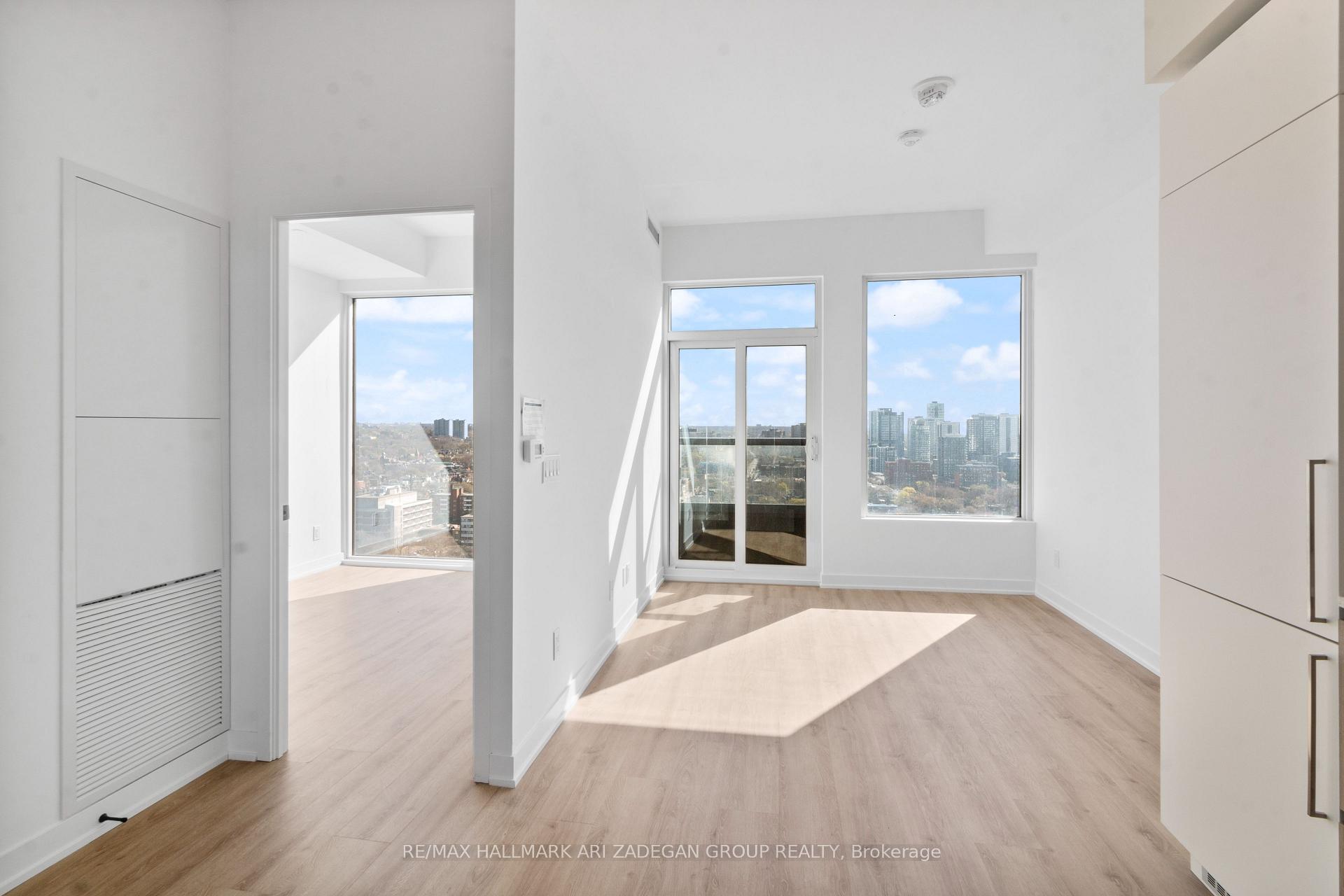 319 Jarvis Street 2511