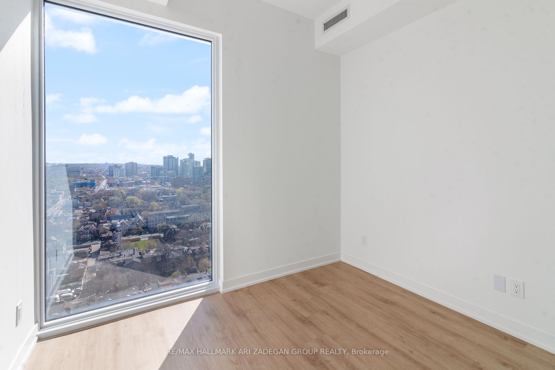 319 Jarvis Street 2511