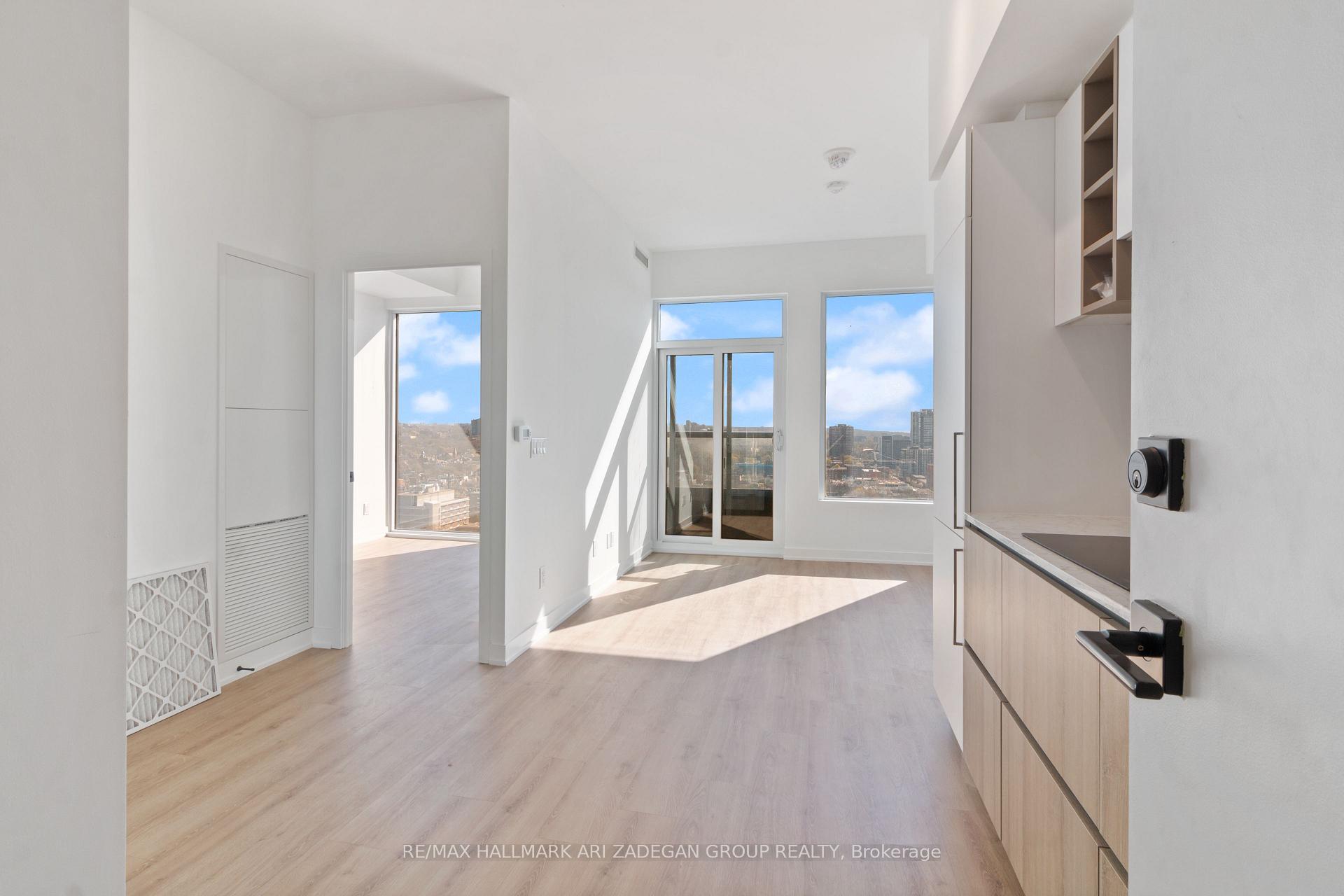 319 Jarvis Street 2511