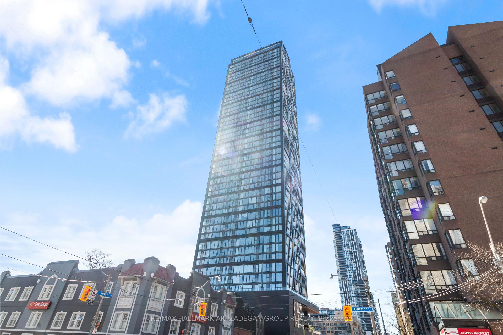 319 Jarvis Street 2511
