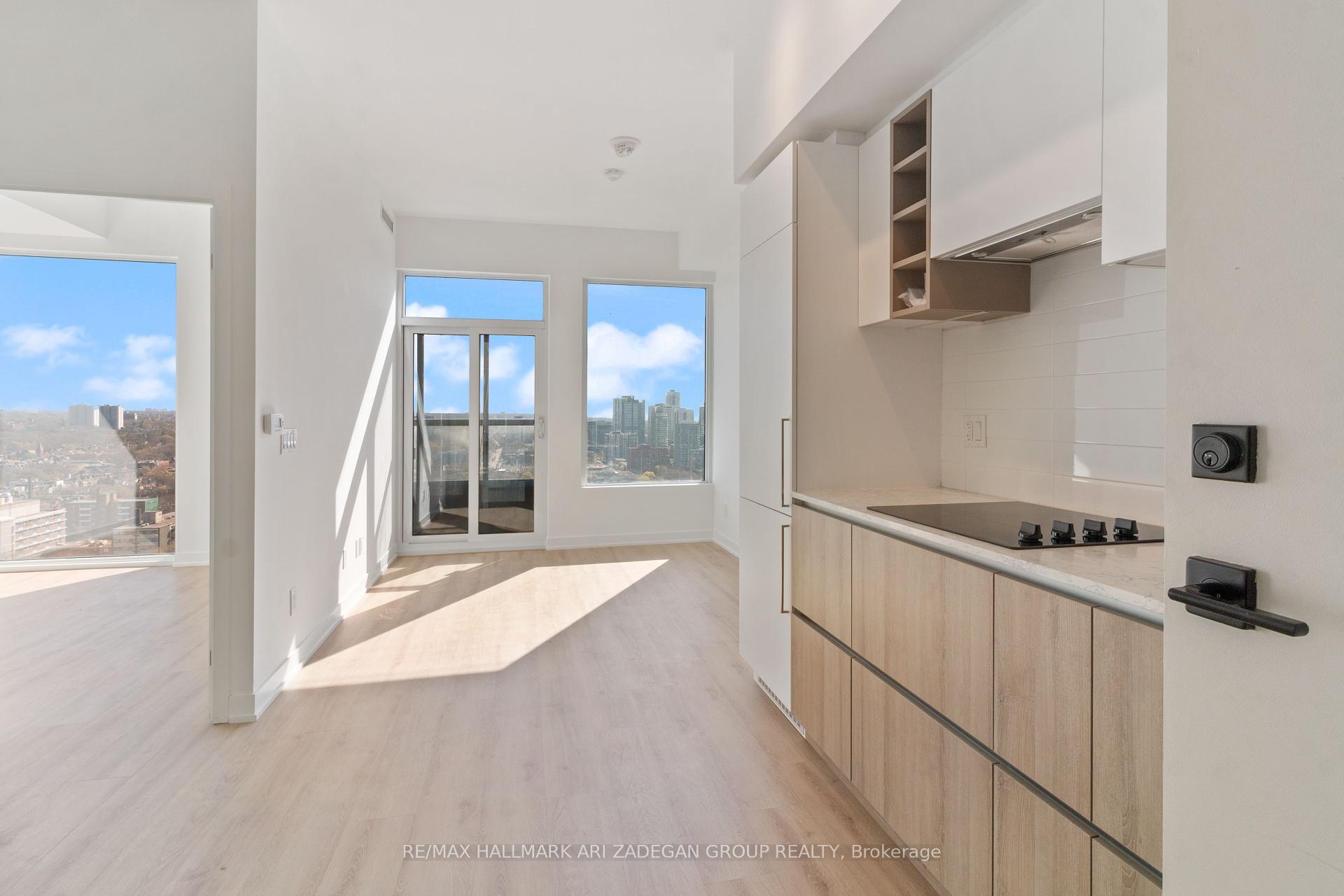 319 Jarvis Street 2511
