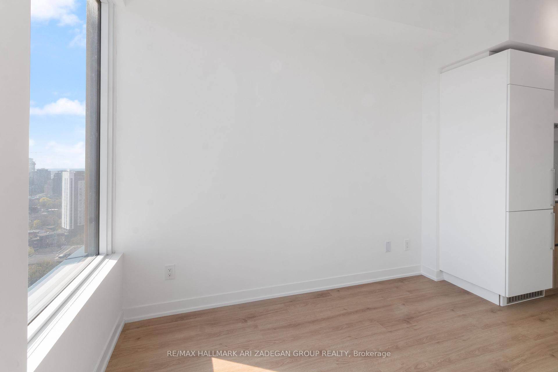 319 Jarvis Street 2511