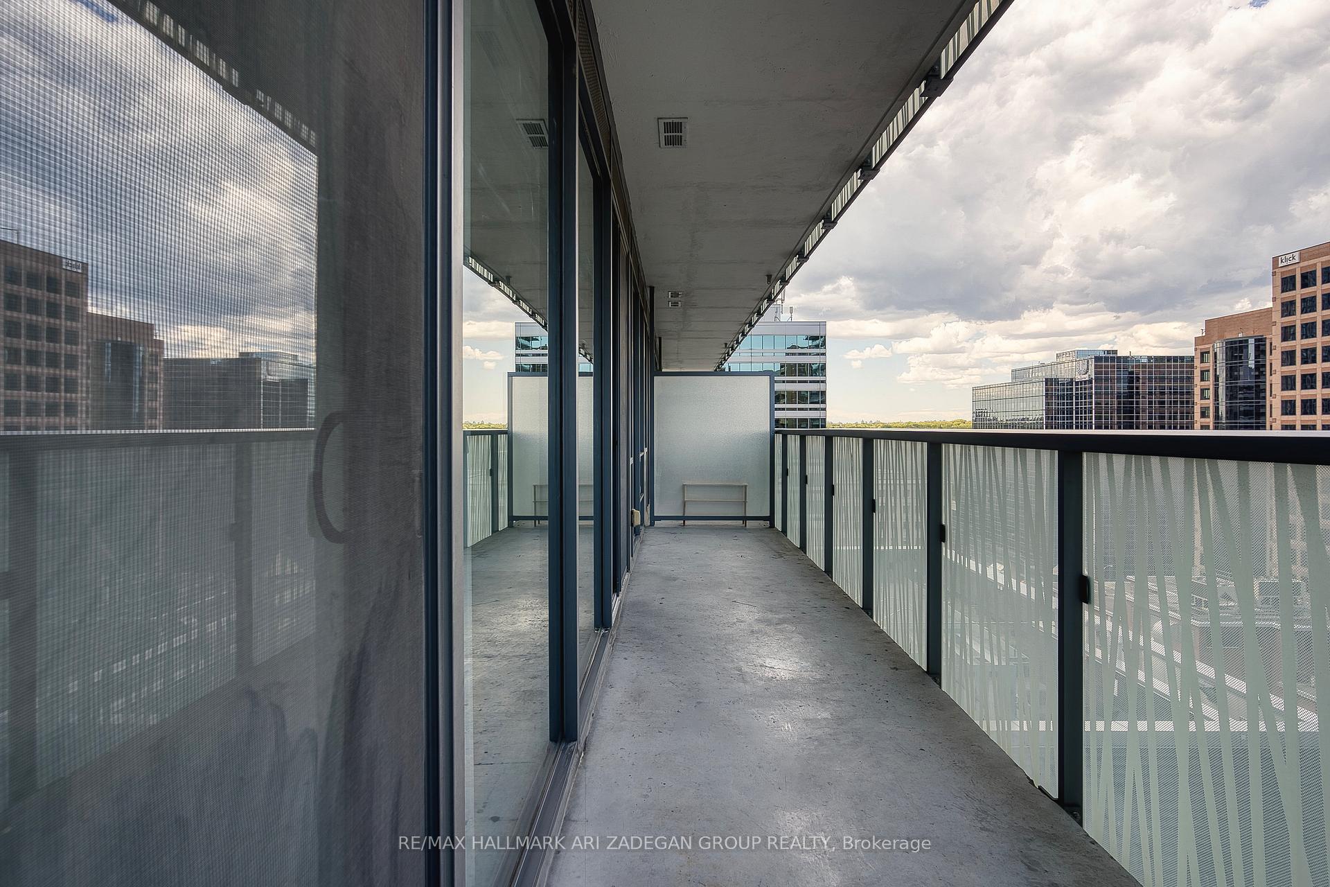 50 Charles Street E 1415