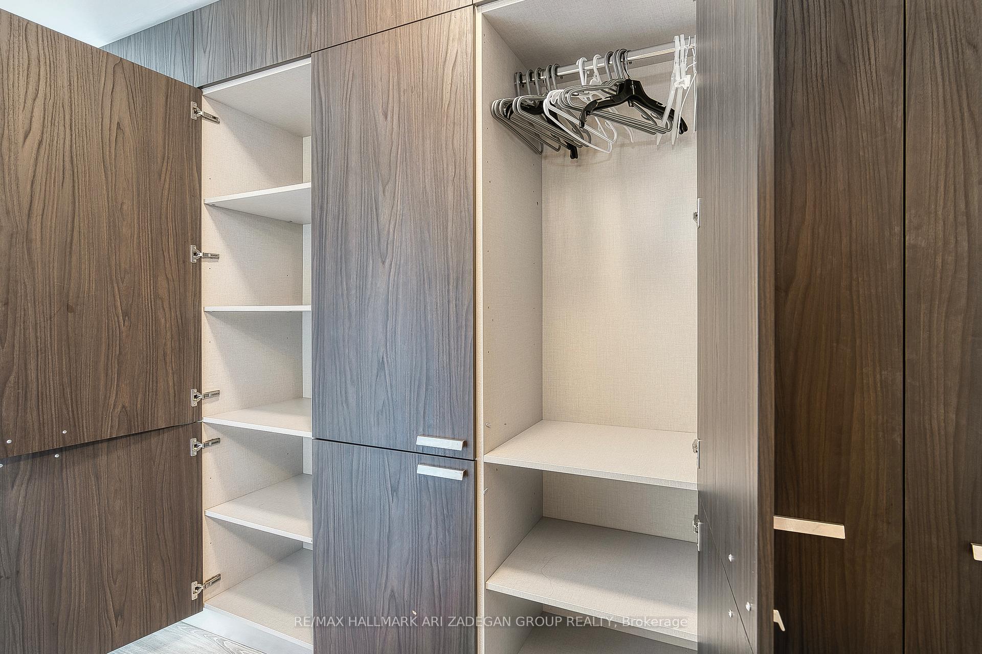 50 Charles Street E 1415