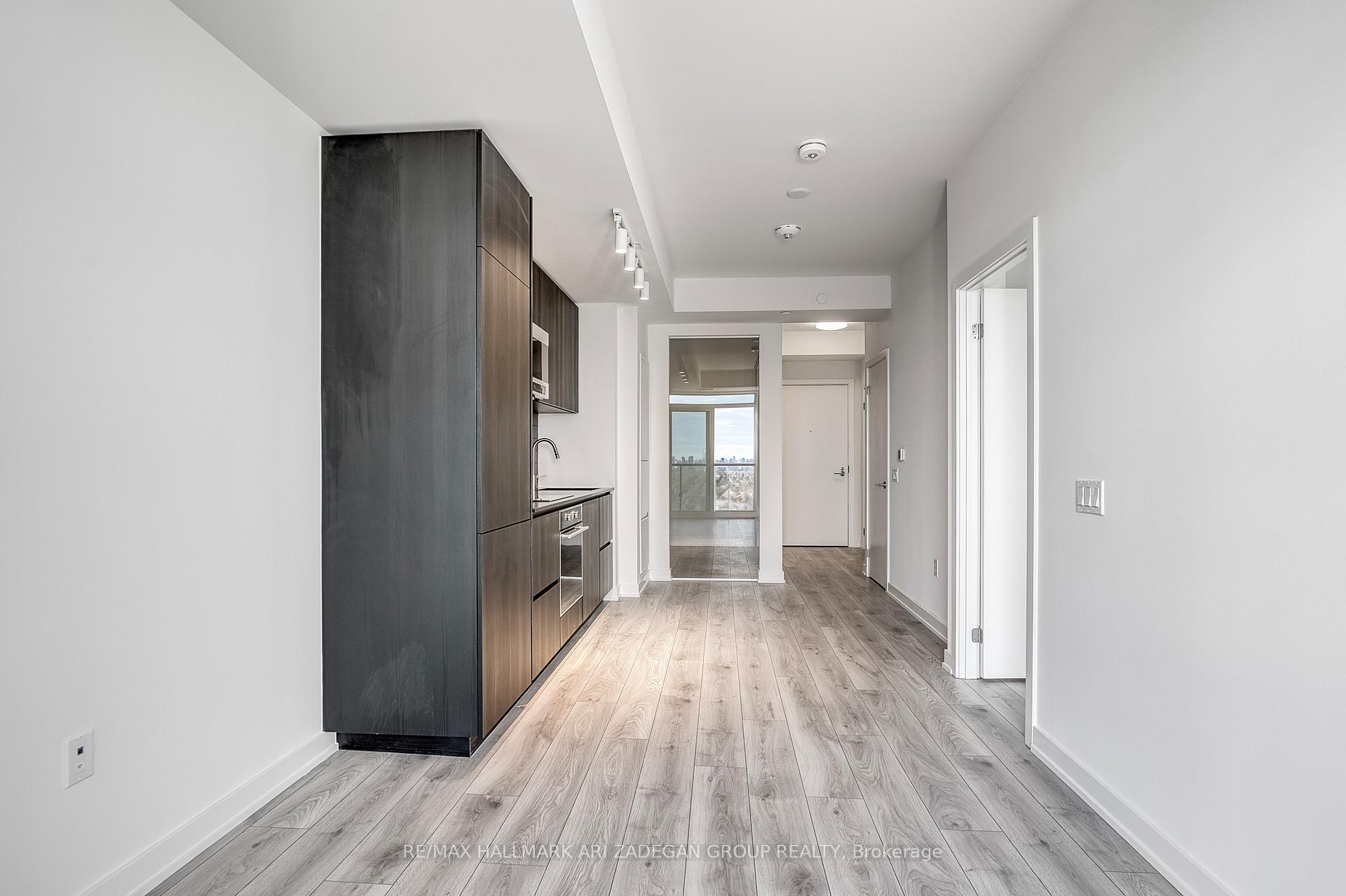 110 Broadway Avenue 1510 S