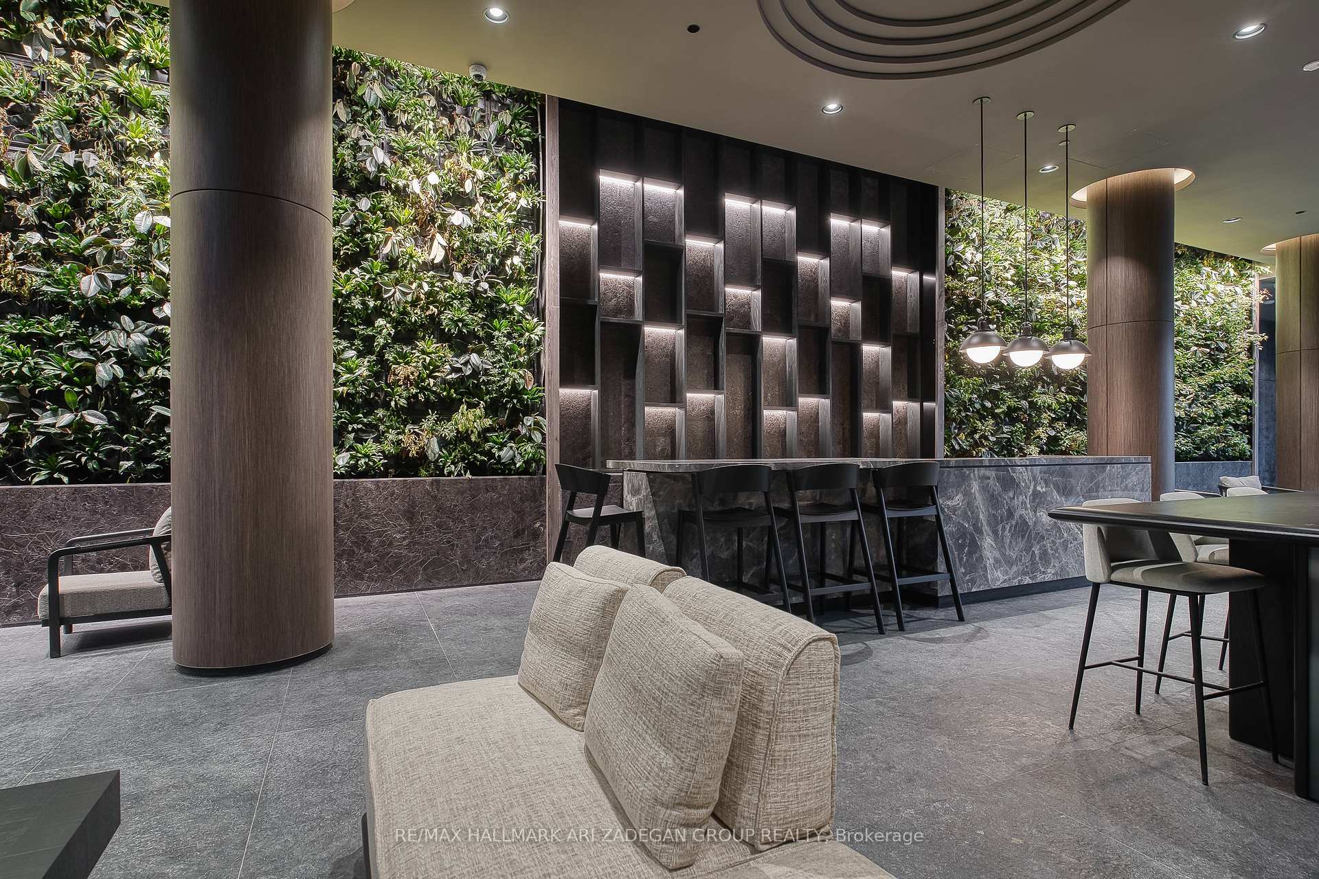 110 Broadway Avenue 1510 S