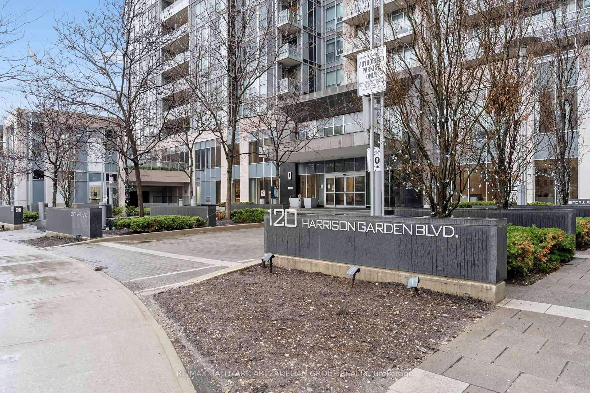 120 Harrison Garden Boulevard 907