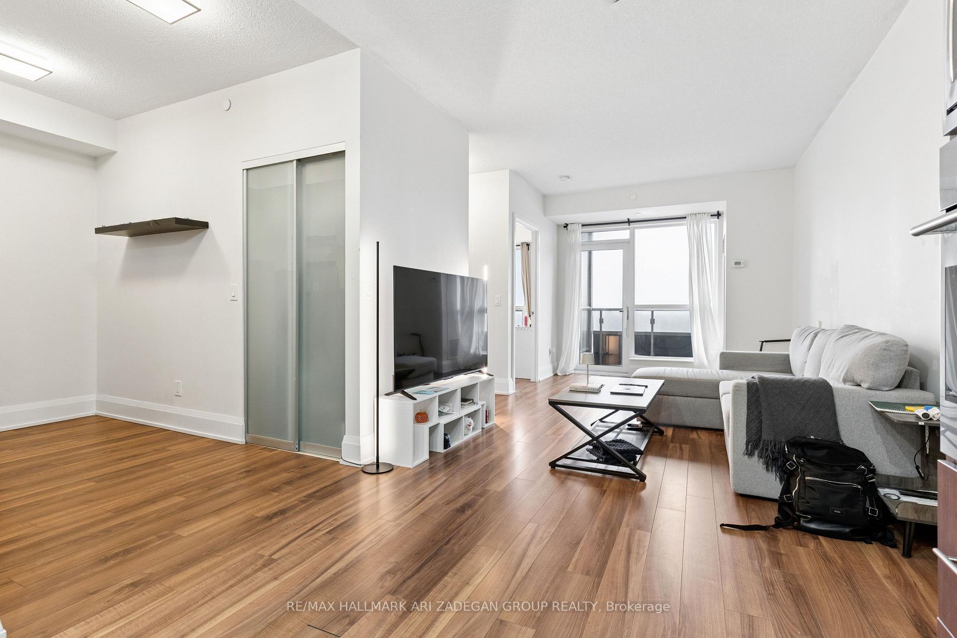 120 Harrison Garden Boulevard 907