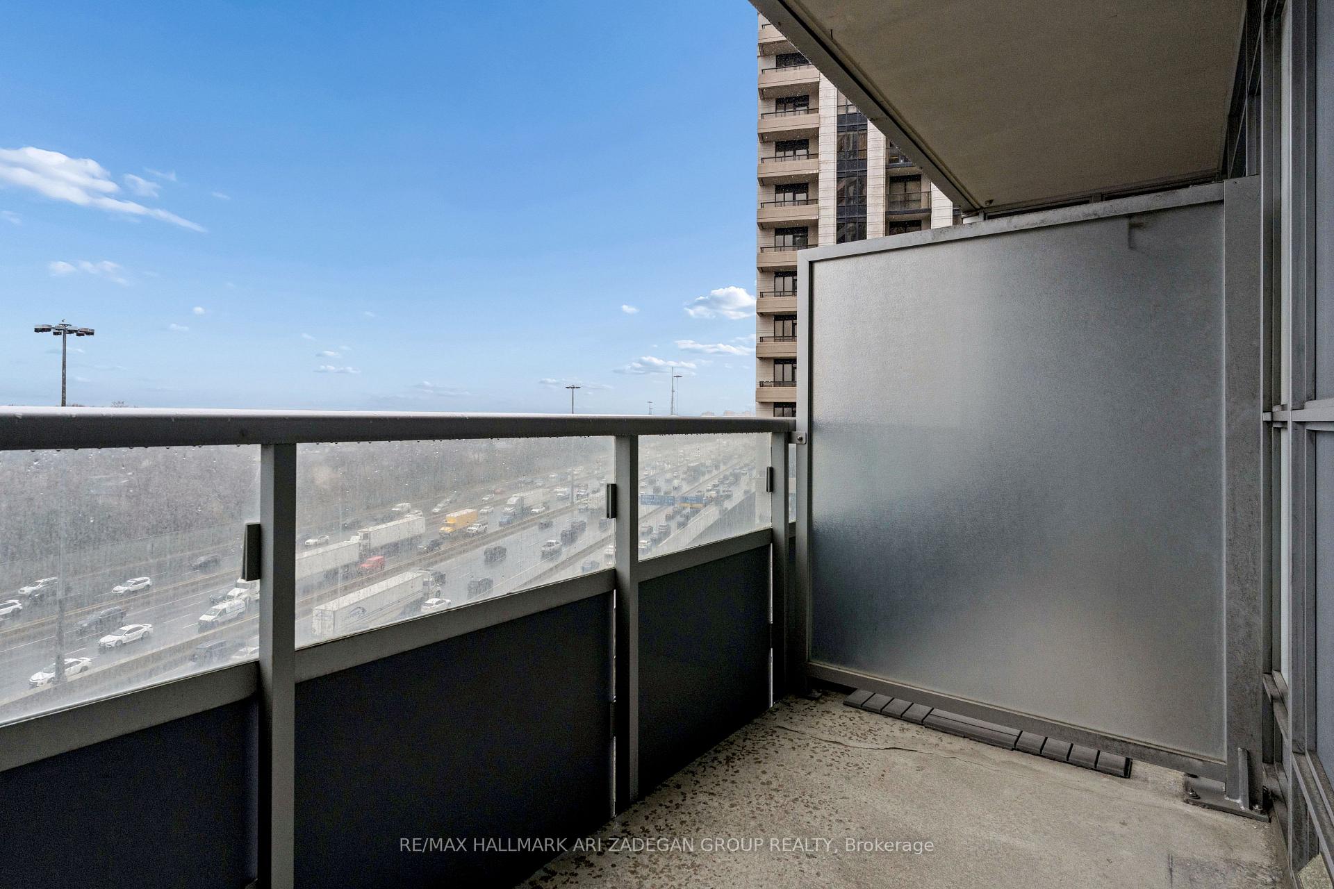120 Harrison Garden Boulevard 907