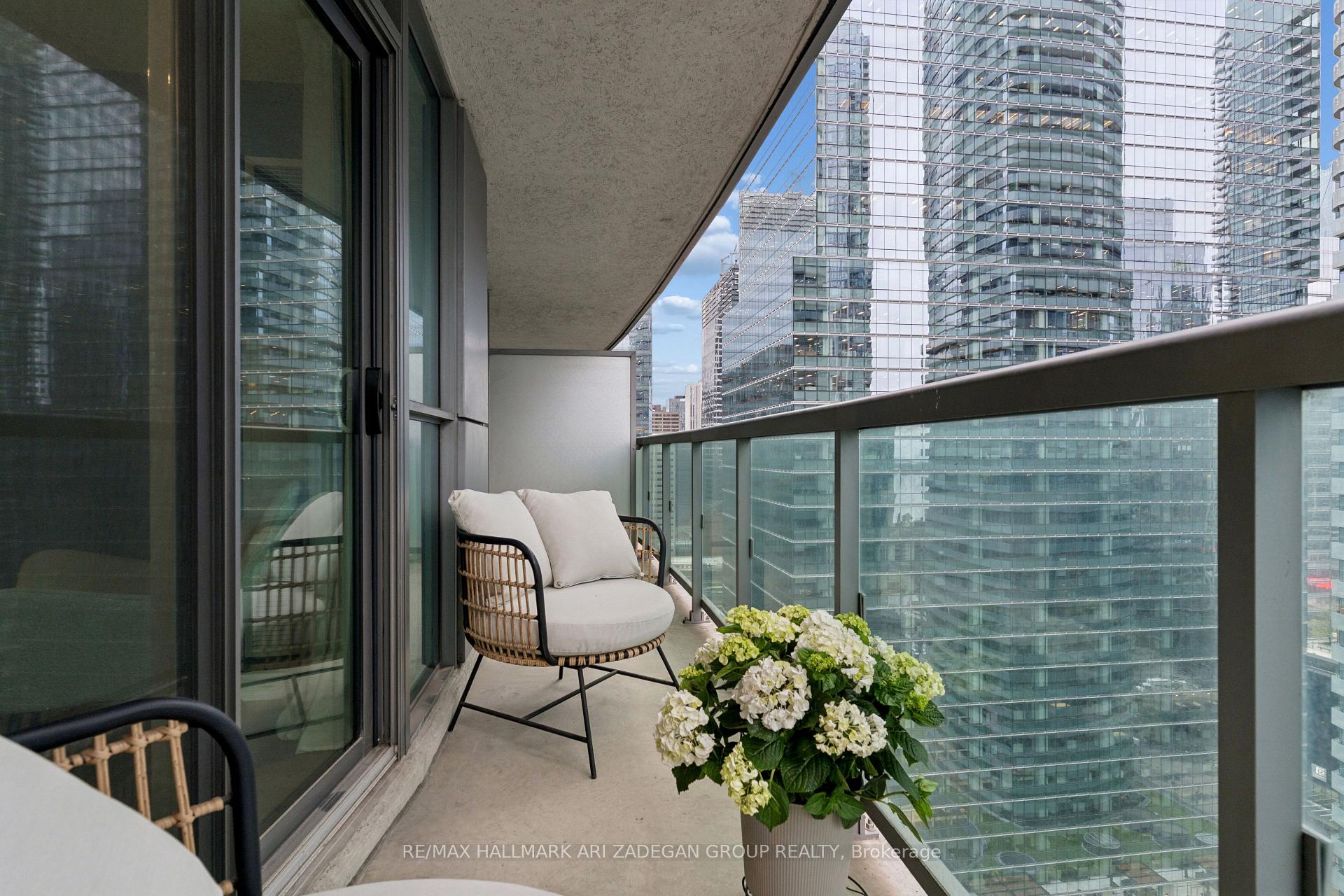 19 Grand Trunk Crescent 3108