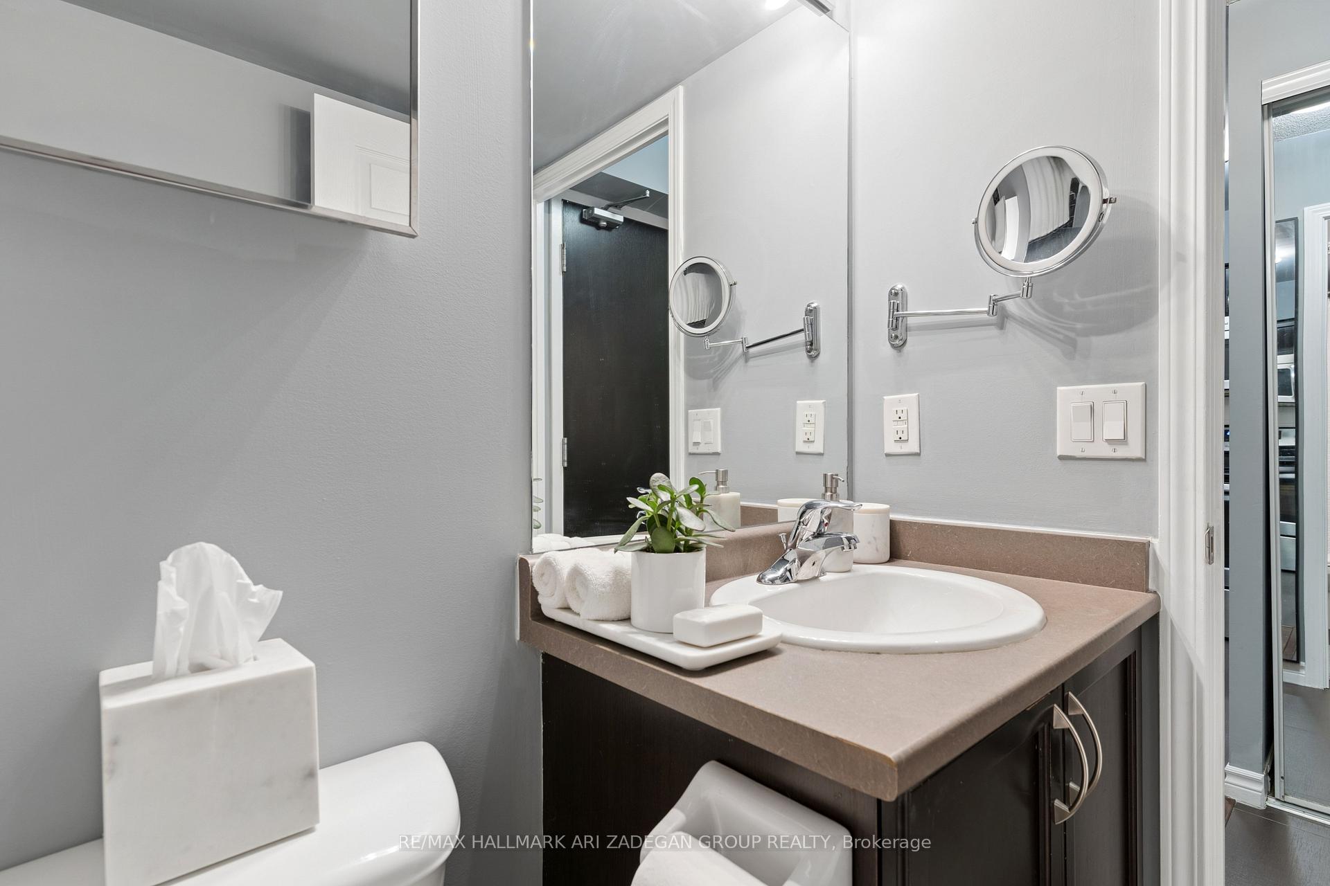19 Grand Trunk Crescent 3108