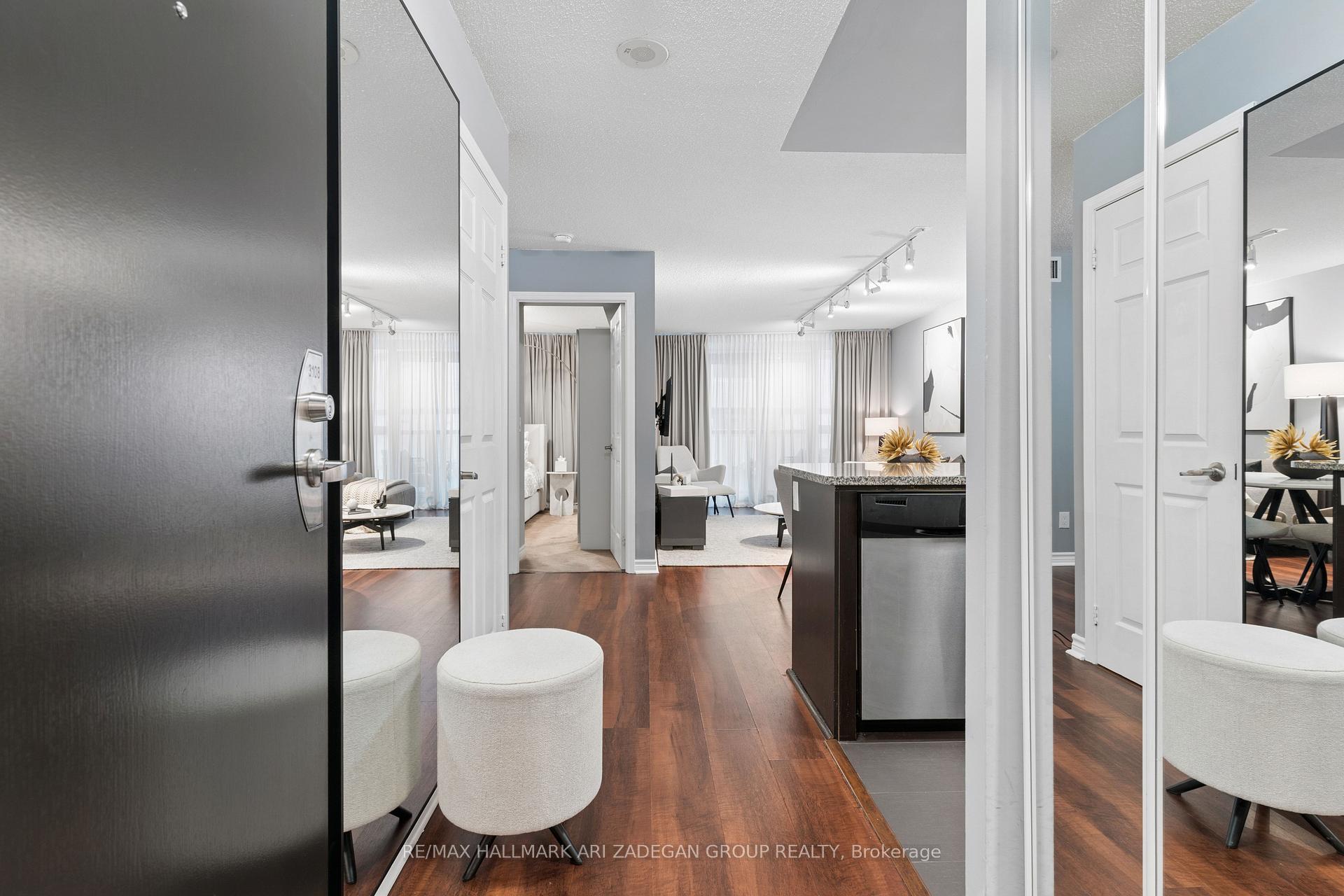 19 Grand Trunk Crescent 3108