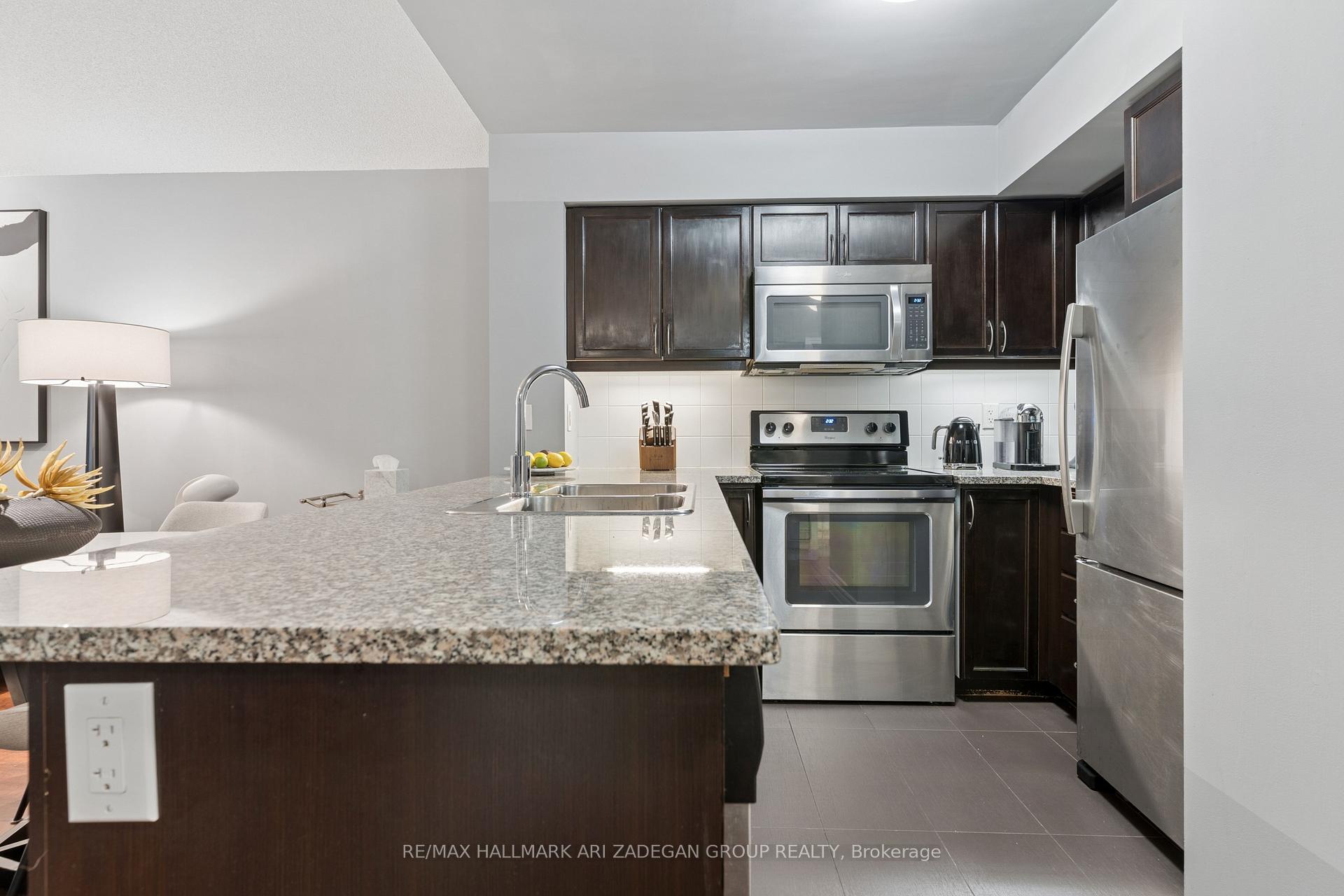 19 Grand Trunk Crescent 3108