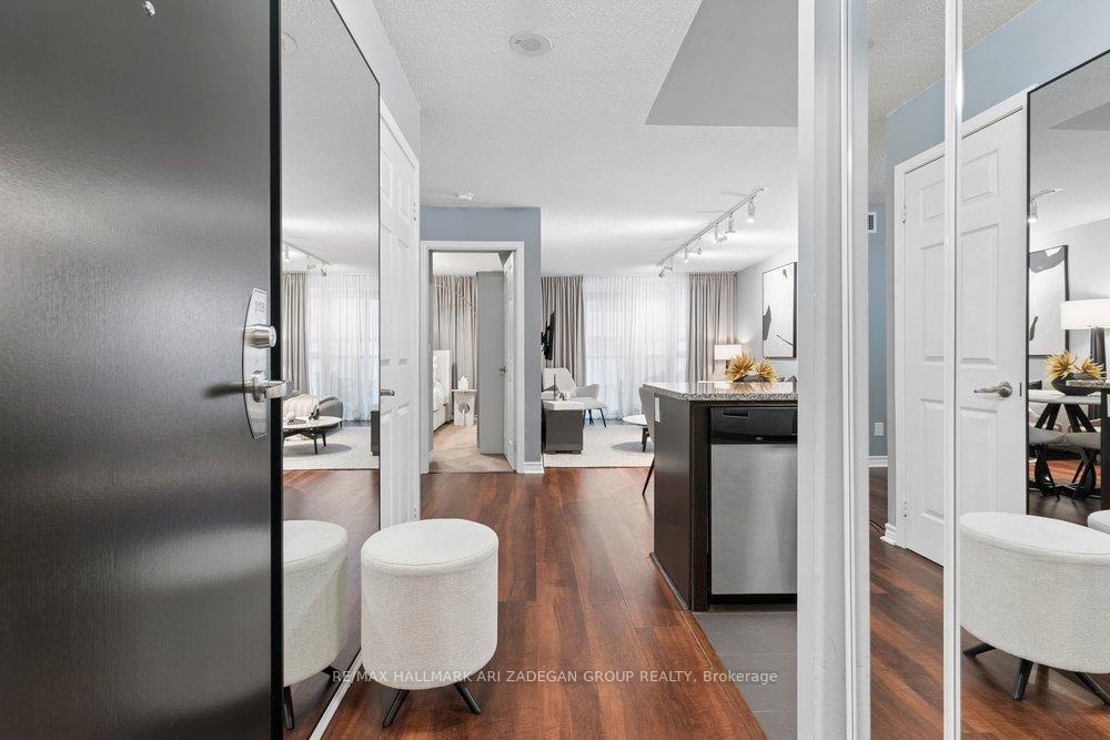 19 Grand Trunk Crescent 3108