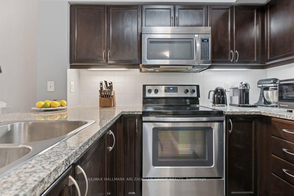 19 Grand Trunk Crescent 3108