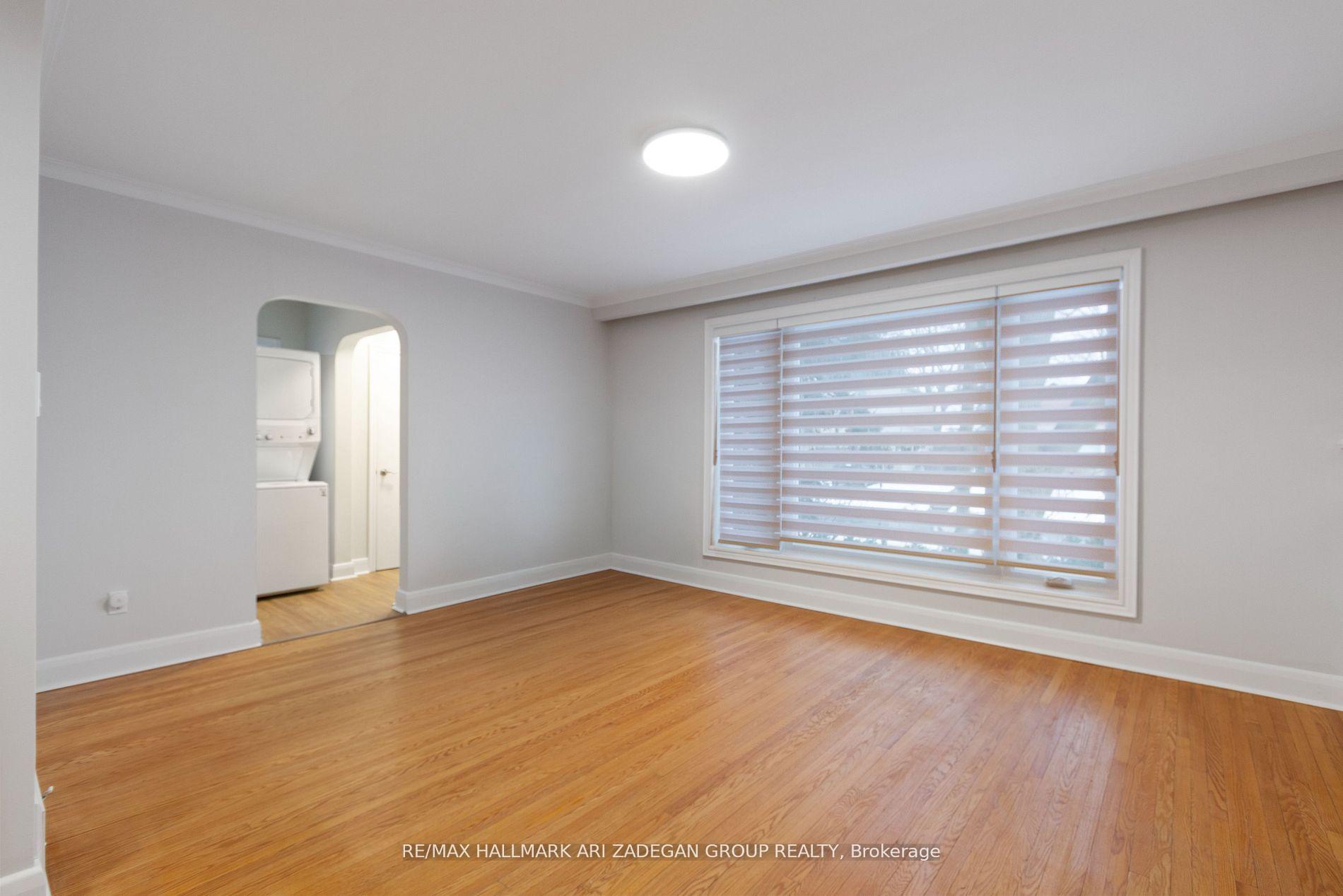 39 Laurelcrest Avenue Main, Toronto Unit: Main