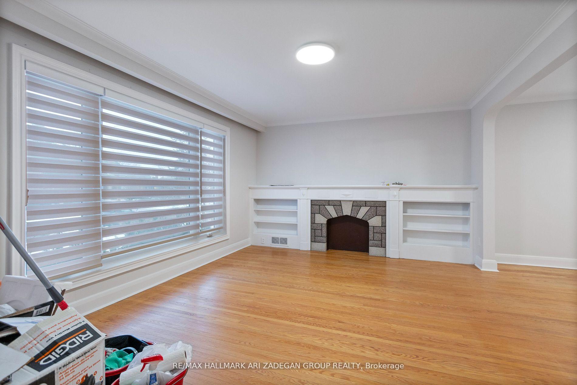 39 Laurelcrest Avenue Main, Toronto Unit: Main