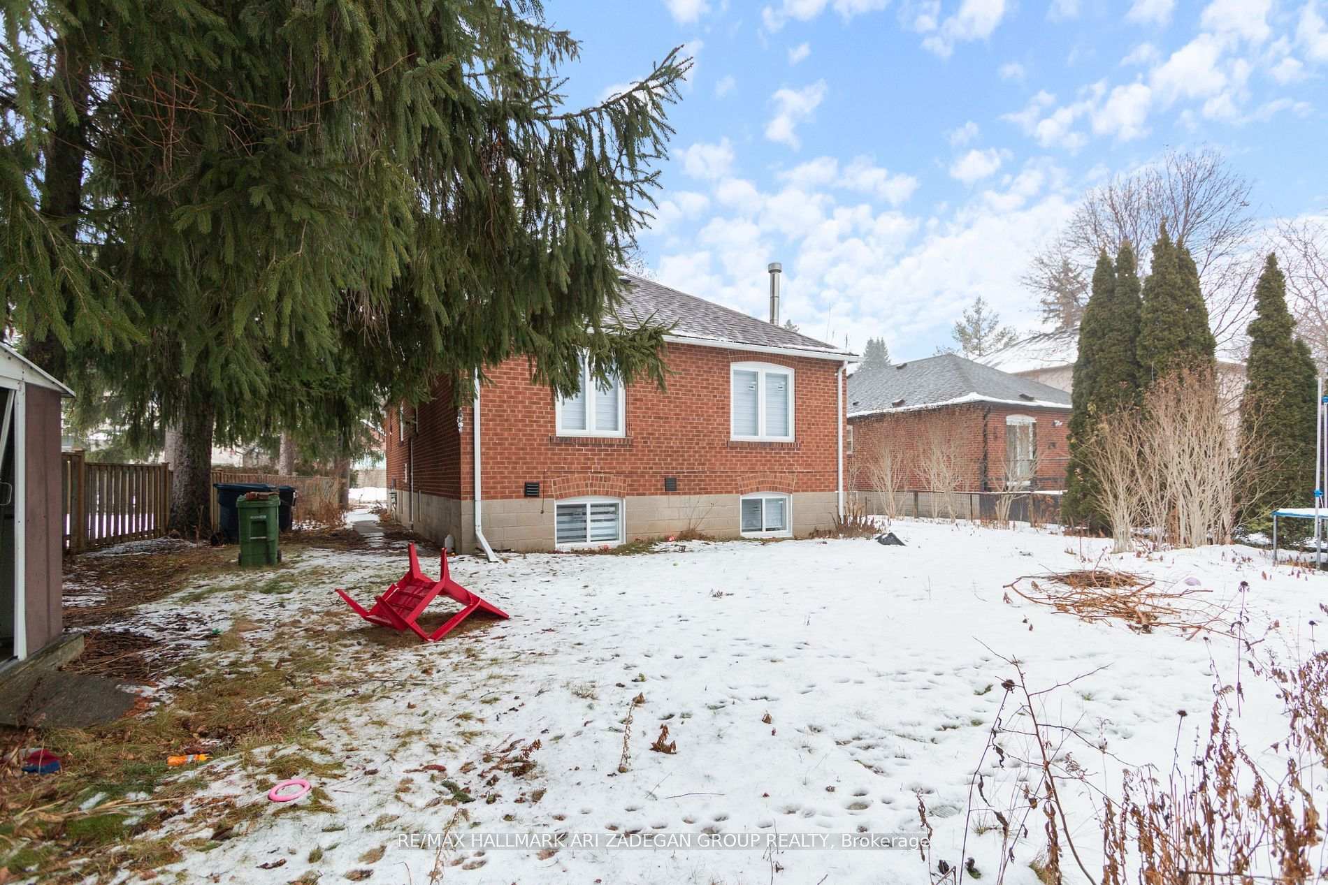 39 Laurelcrest Avenue Main, Toronto Unit: Main
