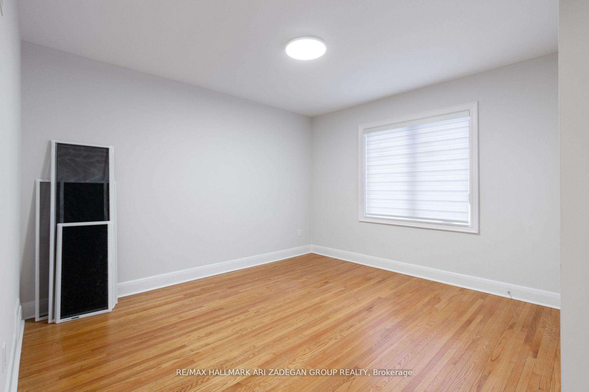 39 Laurelcrest Avenue Main, Toronto Unit: Main