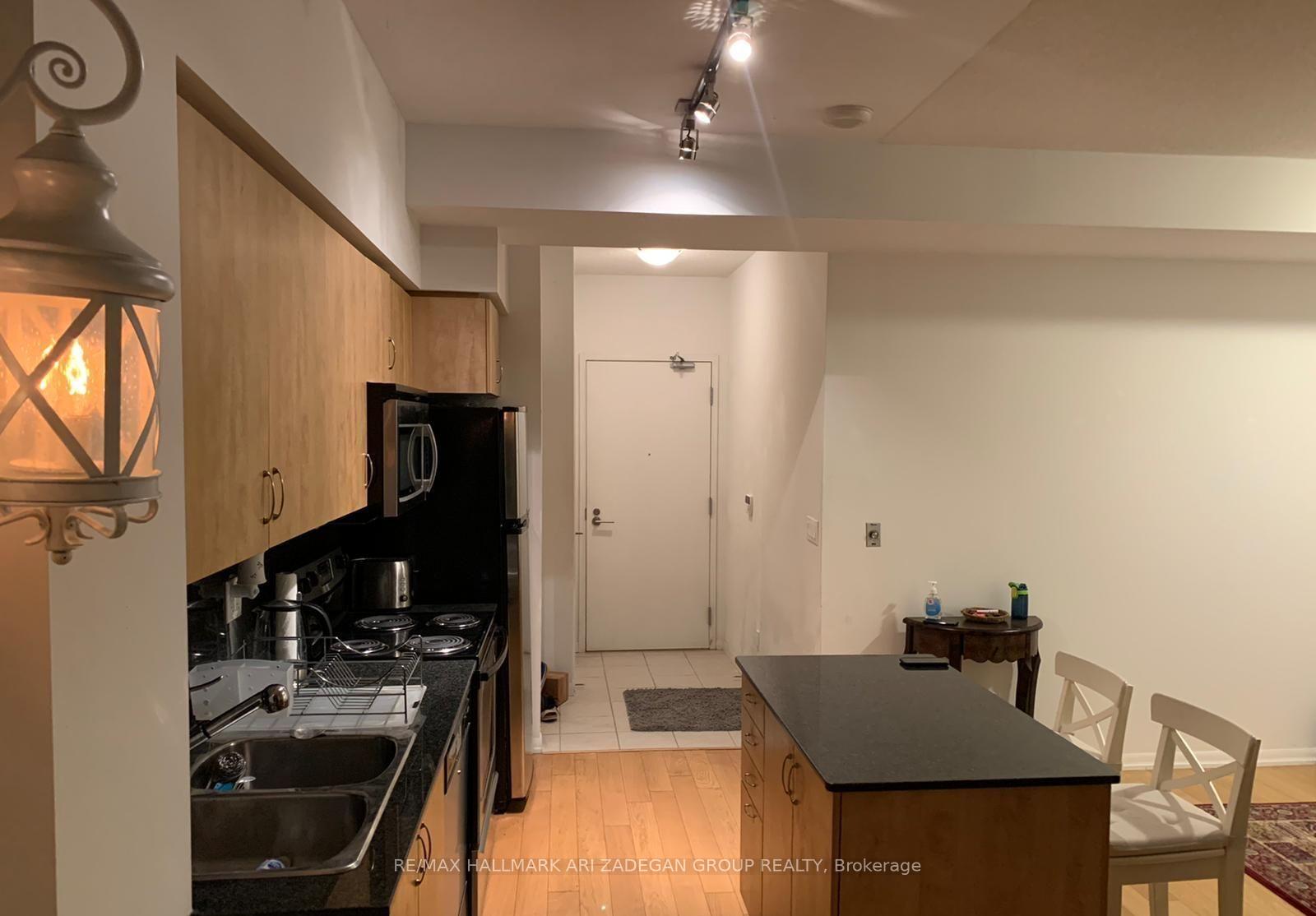 215 Fort York Boulevard 3301, Toronto Unit: 3301