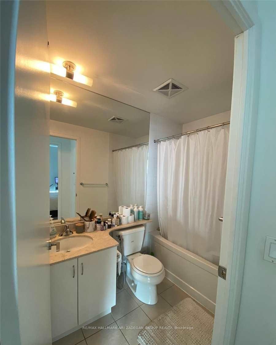 215 Fort York Boulevard 3301, Toronto Unit: 3301