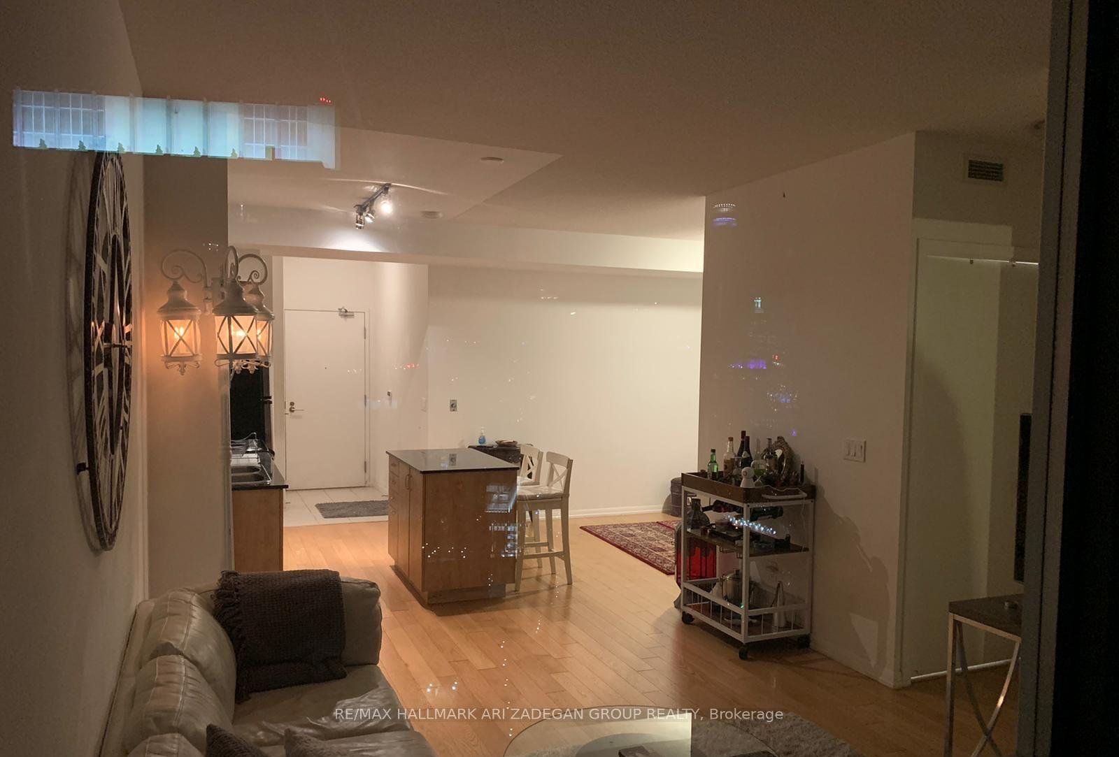 215 Fort York Boulevard 3301, Toronto Unit: 3301