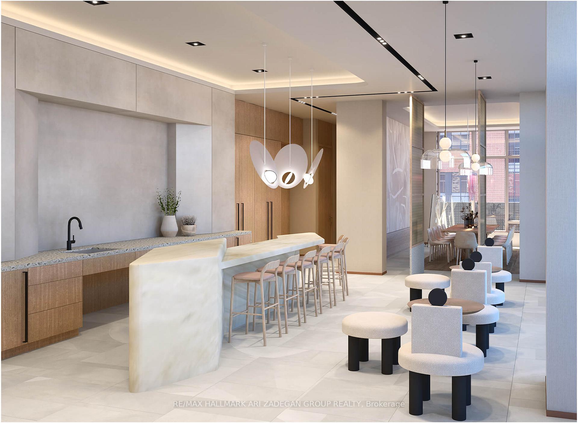 10 Oak St Street 1310, Toronto Unit: 1310