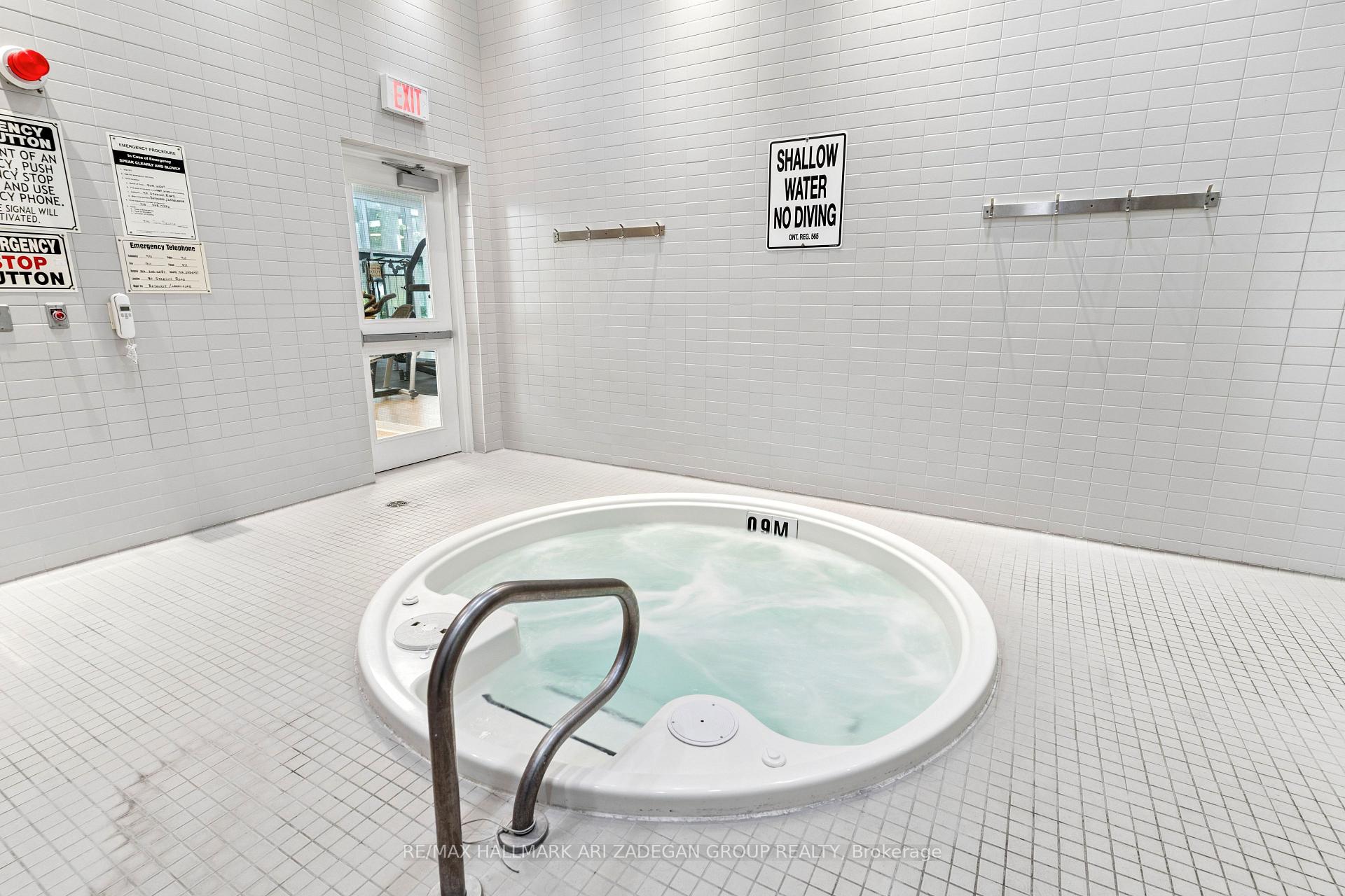 90 Stadium Road 430, Toronto Unit: 430