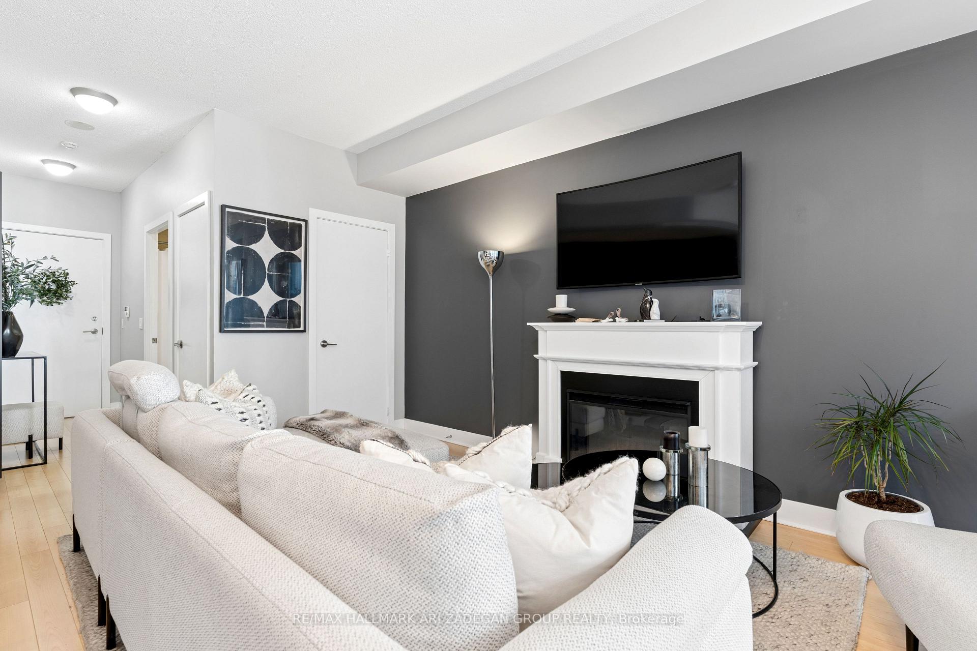 90 Stadium Road 430, Toronto Unit: 430