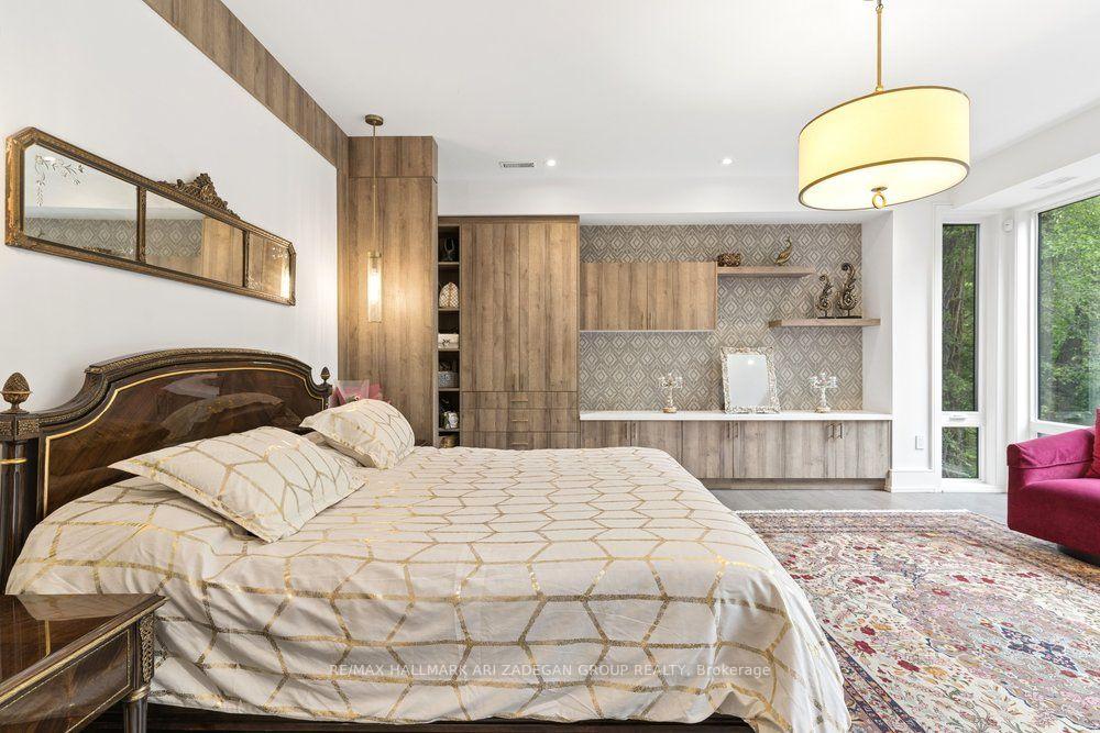 150 Sandringham Drive ., Toronto Unit: .