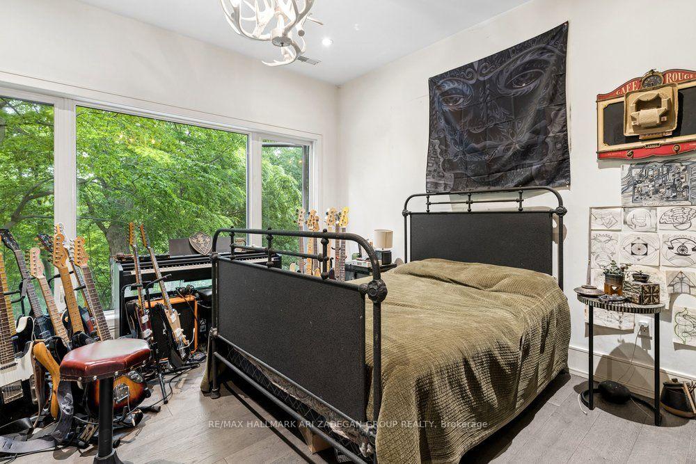 150 Sandringham Drive ., Toronto Unit: .