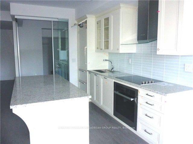 3018 Yonge Street 514, Toronto Unit: 514