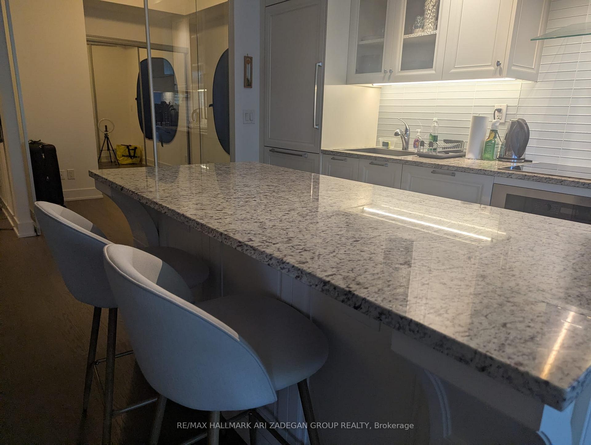 3018 Yonge Street 514, Toronto Unit: 514