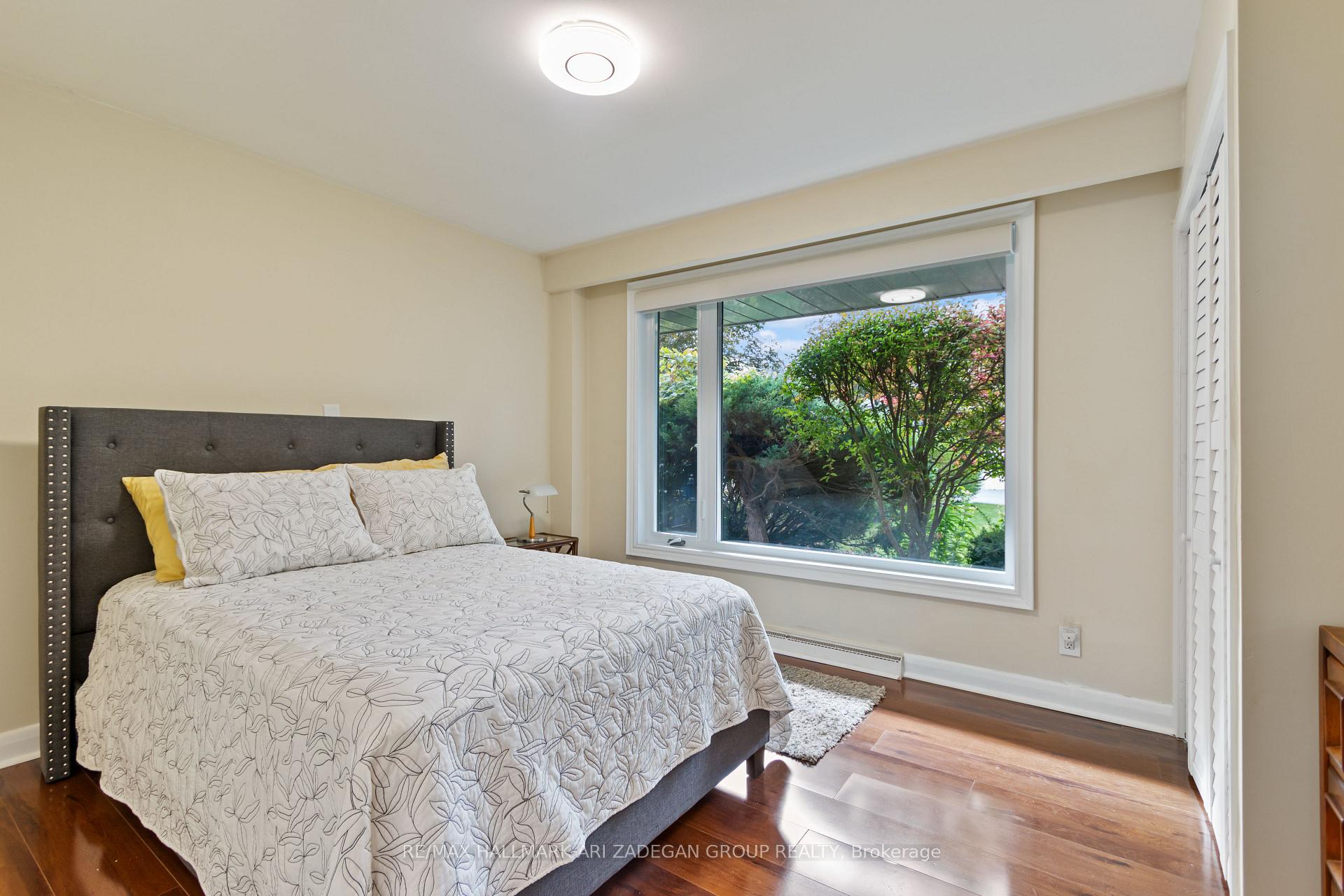 195 Burbank Drive, Toronto