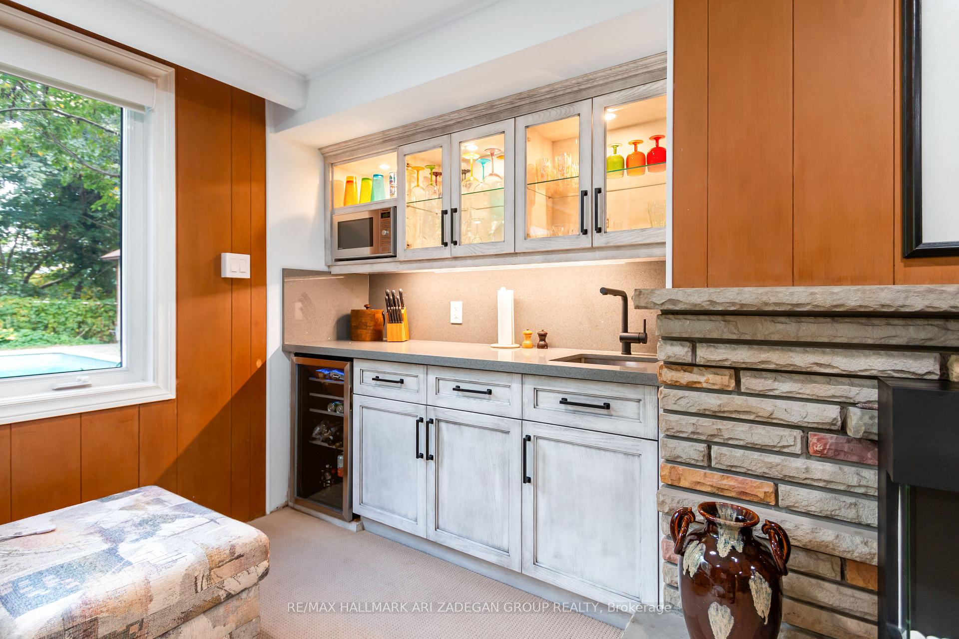 195 Burbank Drive, Toronto